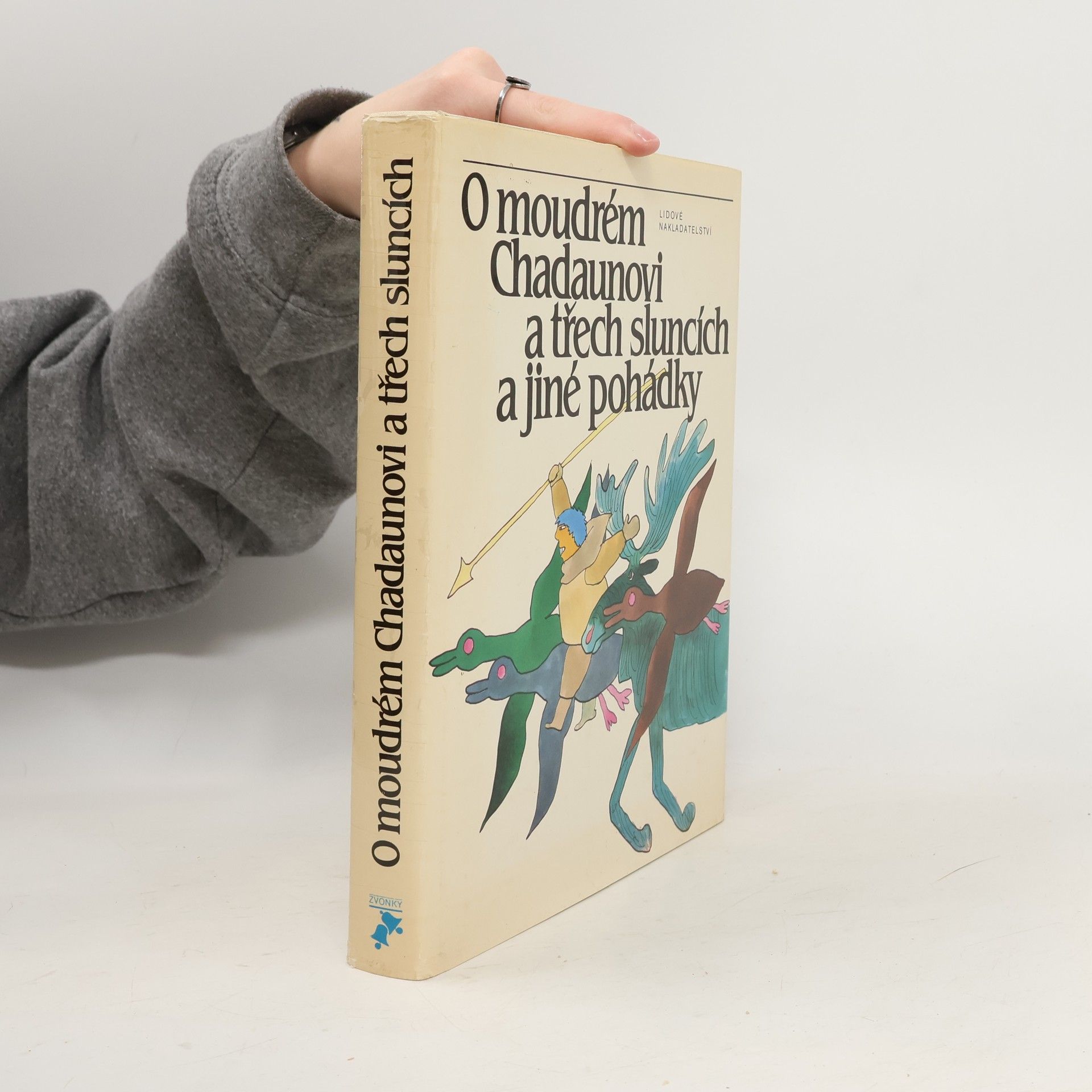 Václav A. Černý O moudrém Chadaunovi a třech sluncích a jiné pohádky