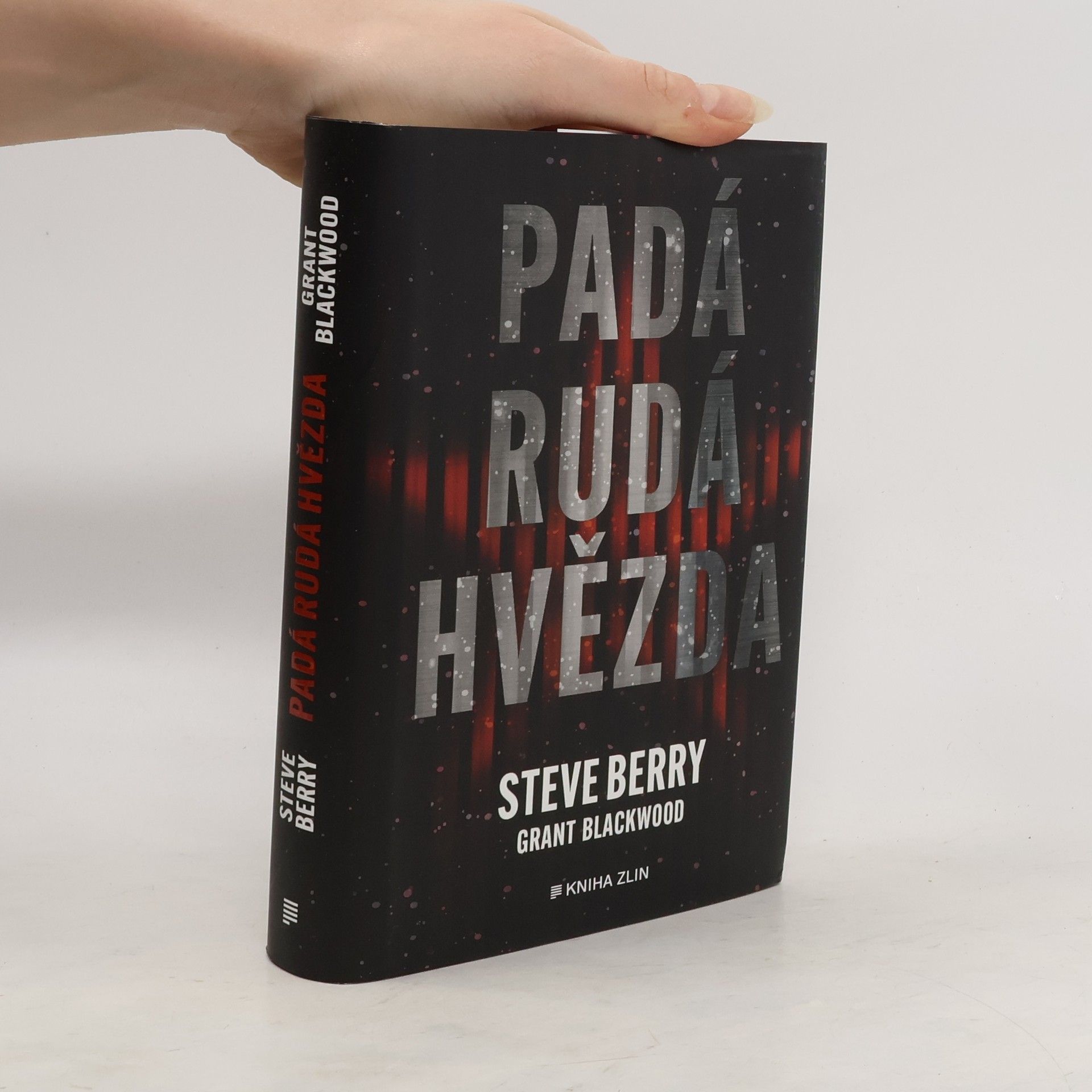 Steve Berry Luke Daniels 2. Padá rudá hvězda