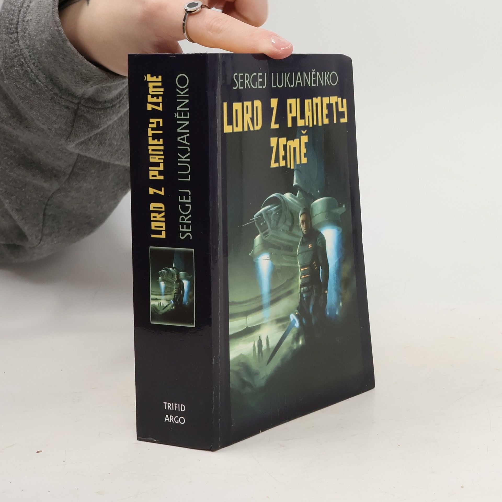 Sergej Lukjaněnko Lord z planety Země