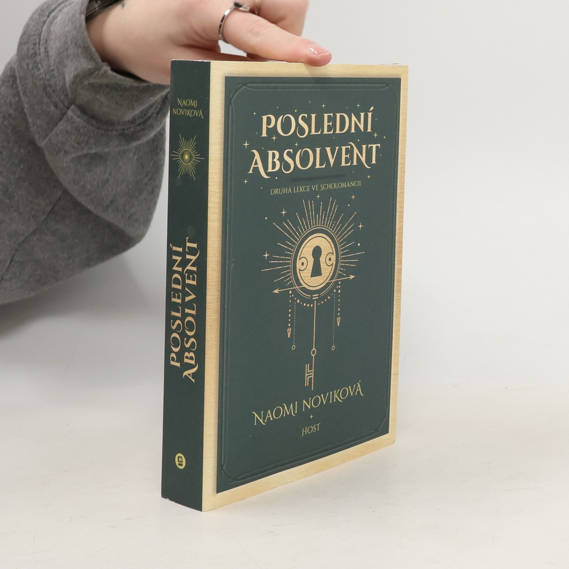 Naomi Novik Poslední absolvent : druhá lekce ve Scholomancii