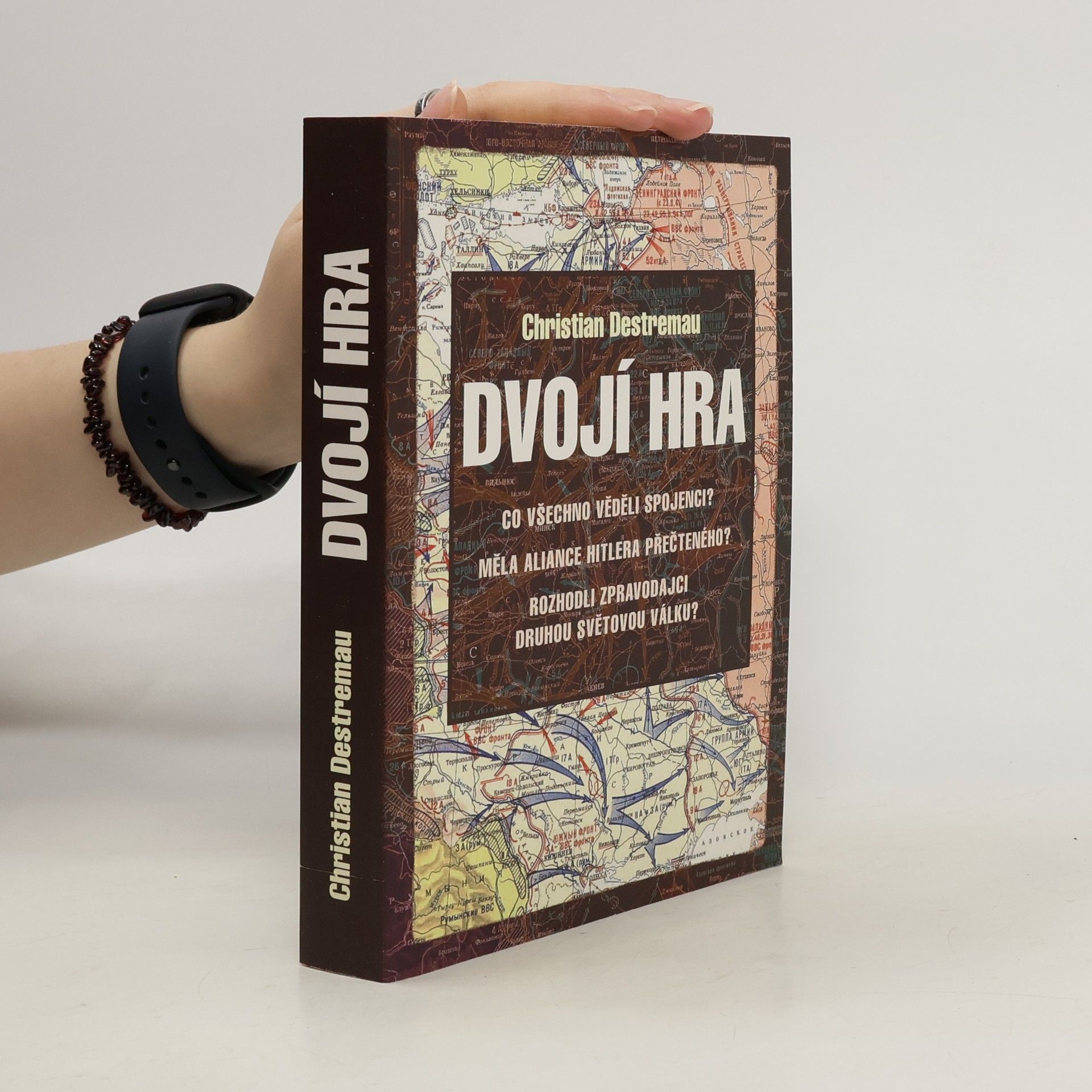 Christian Destremau Dvojí hra