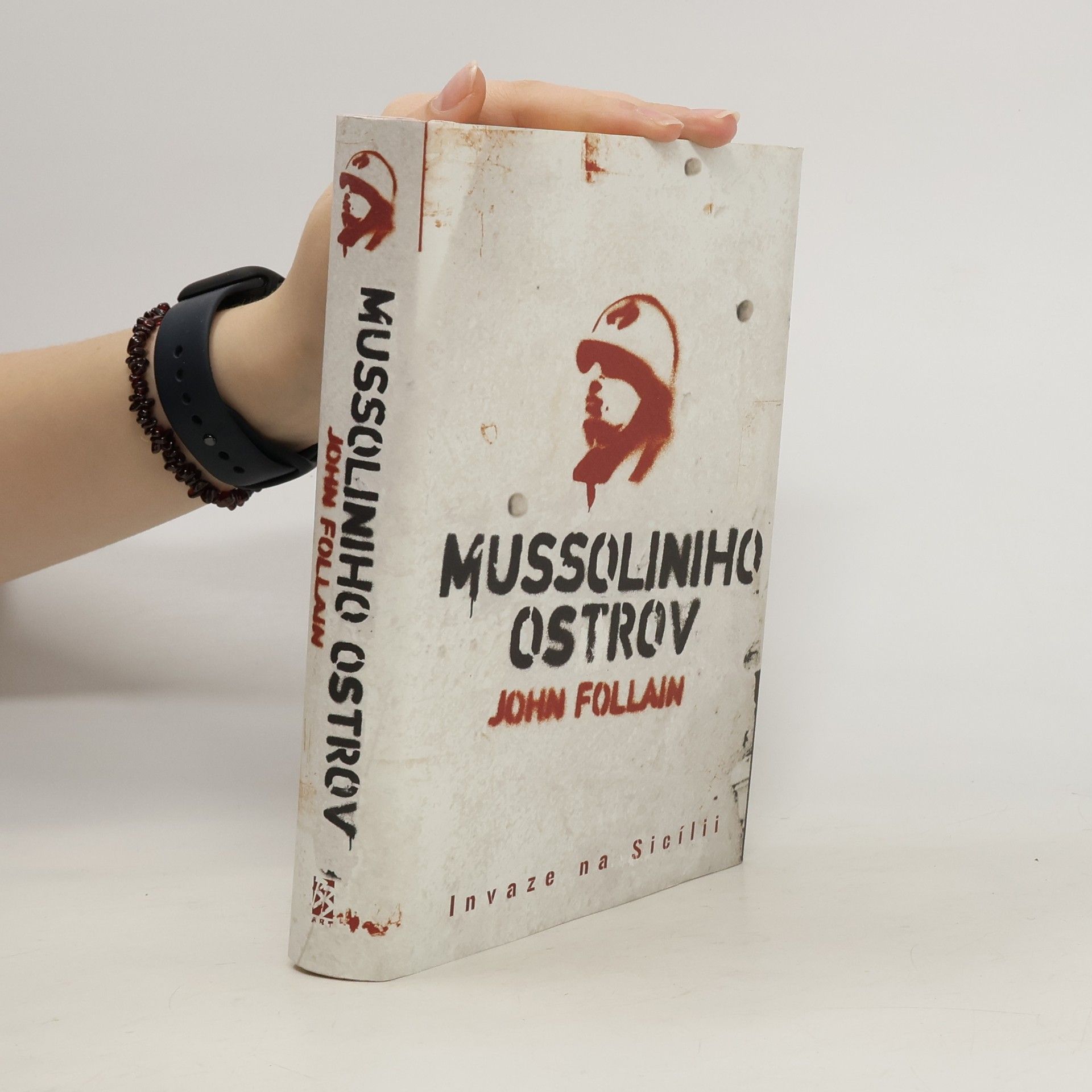 Mussoliniho ostrov : Invaze na Sicílii