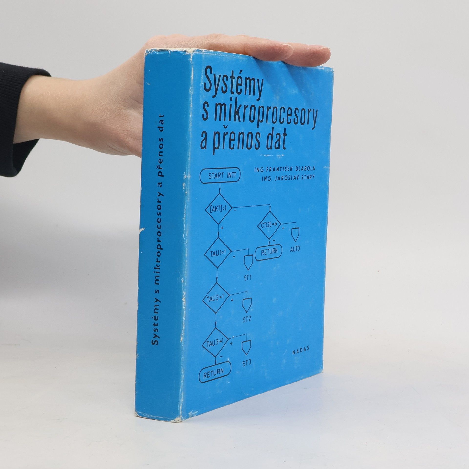 Jaroslav Starý Systém s mikroprocesory a přenos dat