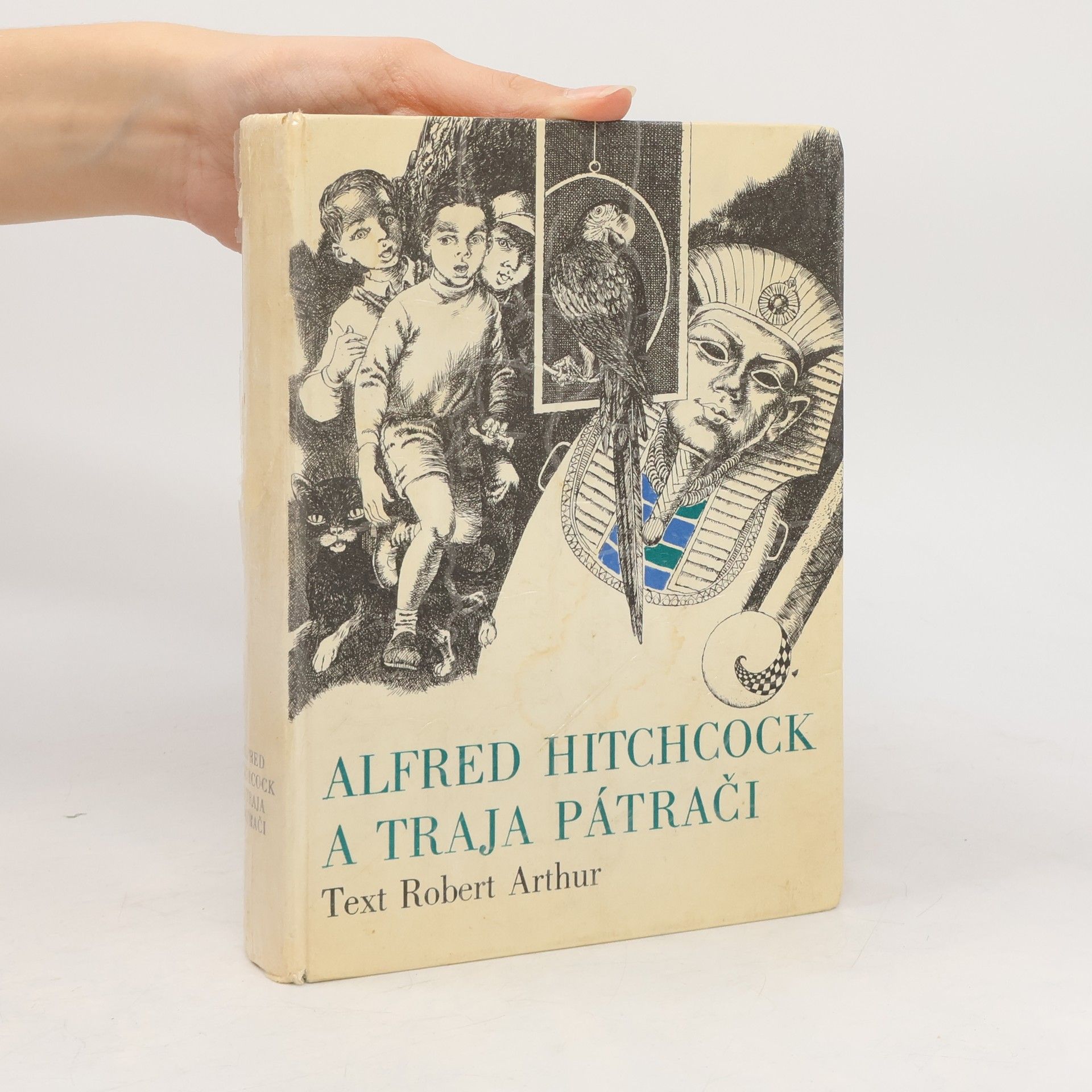 Robert Arthur Alfred Hitchcock a traja pátrači