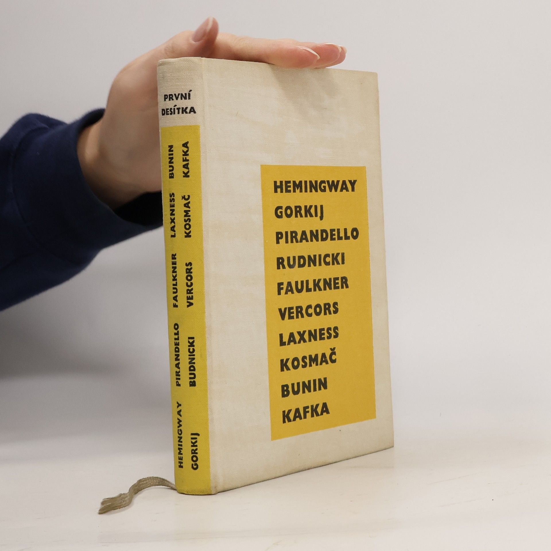 Vítězslav Kocourek První desítka. Deset novel