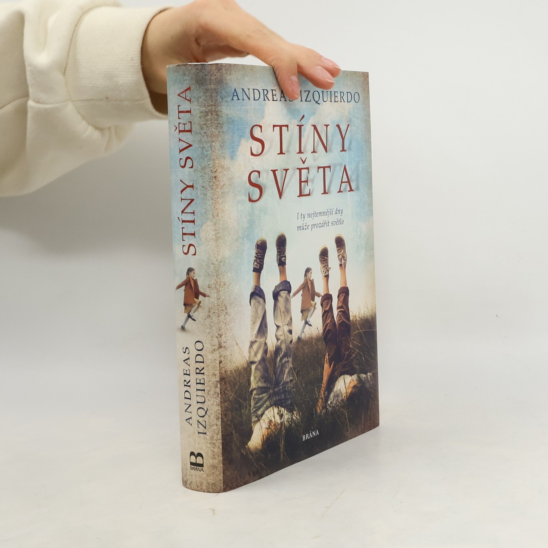 Andreas Izquierdo Stíny světa