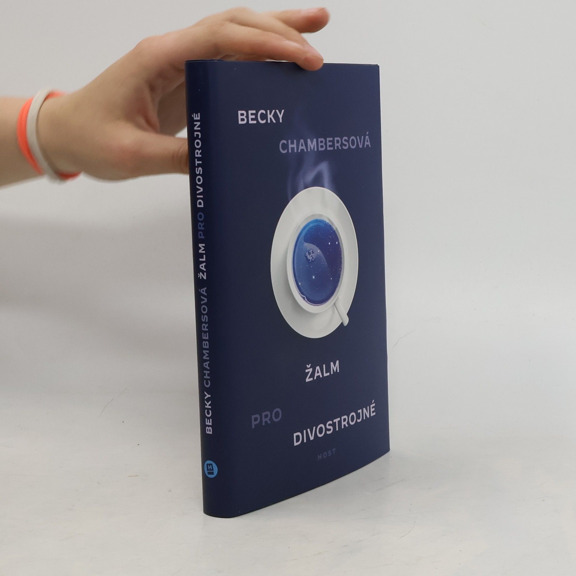 Becky Chambers Žalm pro divostrojné