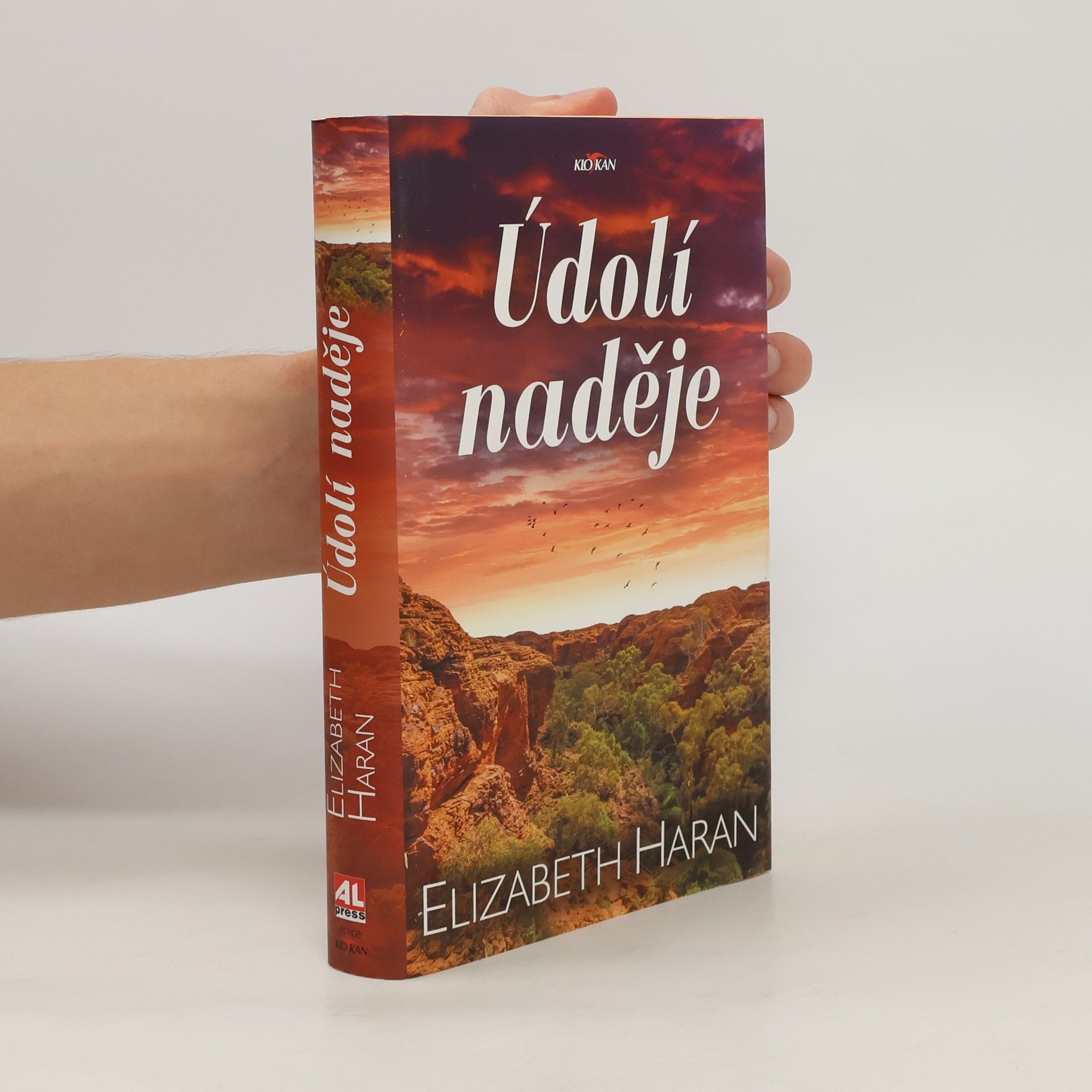 elizabeth haran Údolí naděje