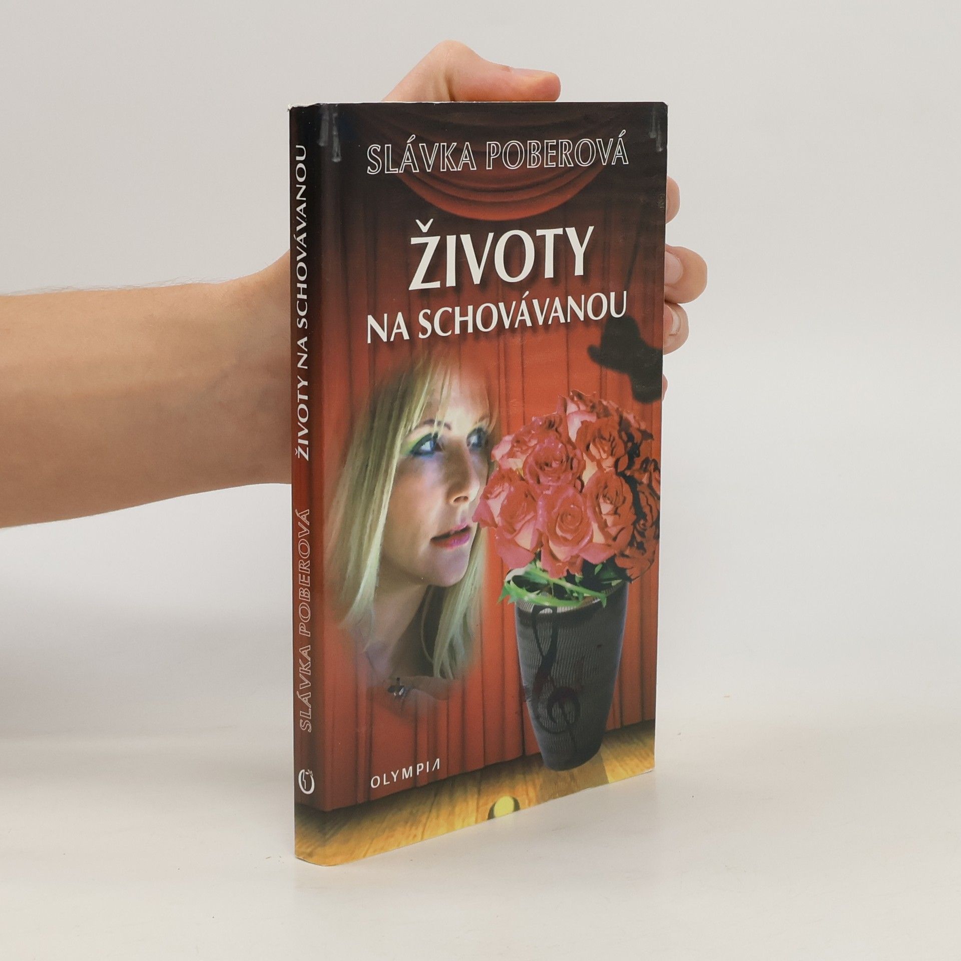 Životy na schovávanou
