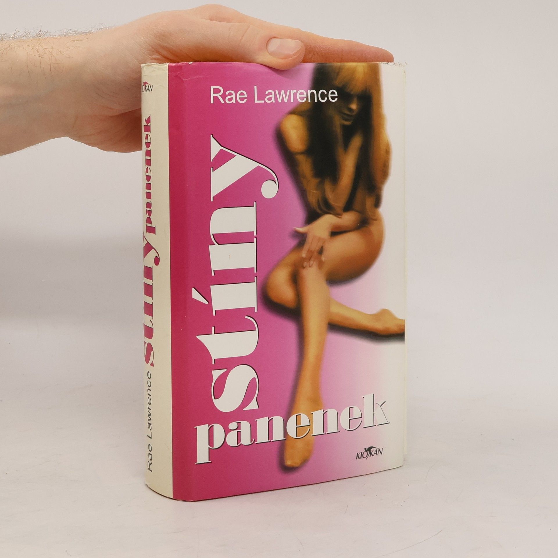 Rae Lawrence Stíny panenek