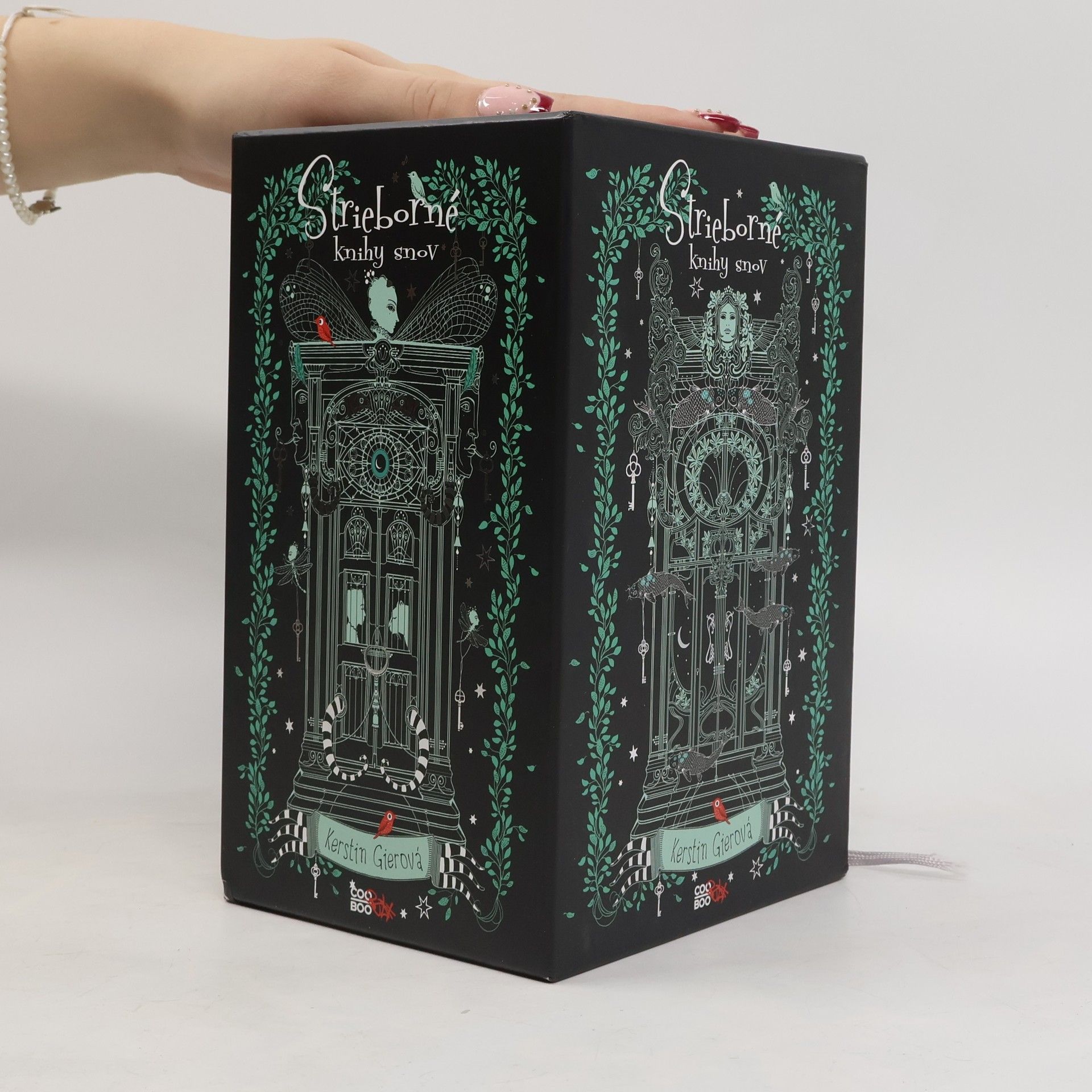 Kerstin Gier Strieborná kniha snov I. - III.