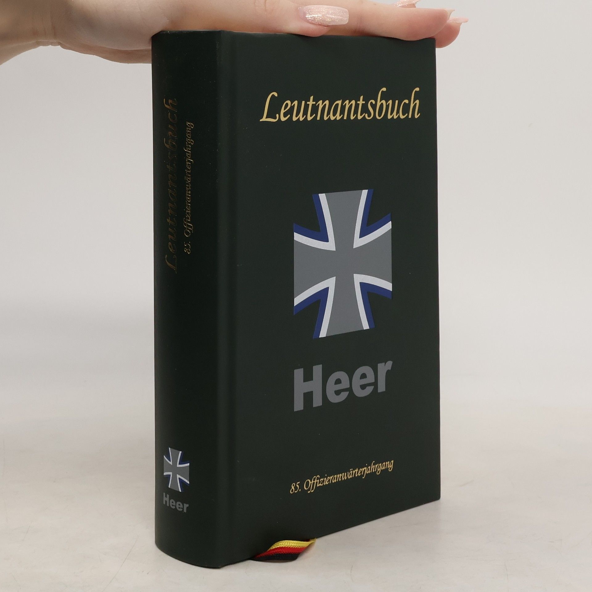 Collectif d'auteurs Leutnantsbuch Heer