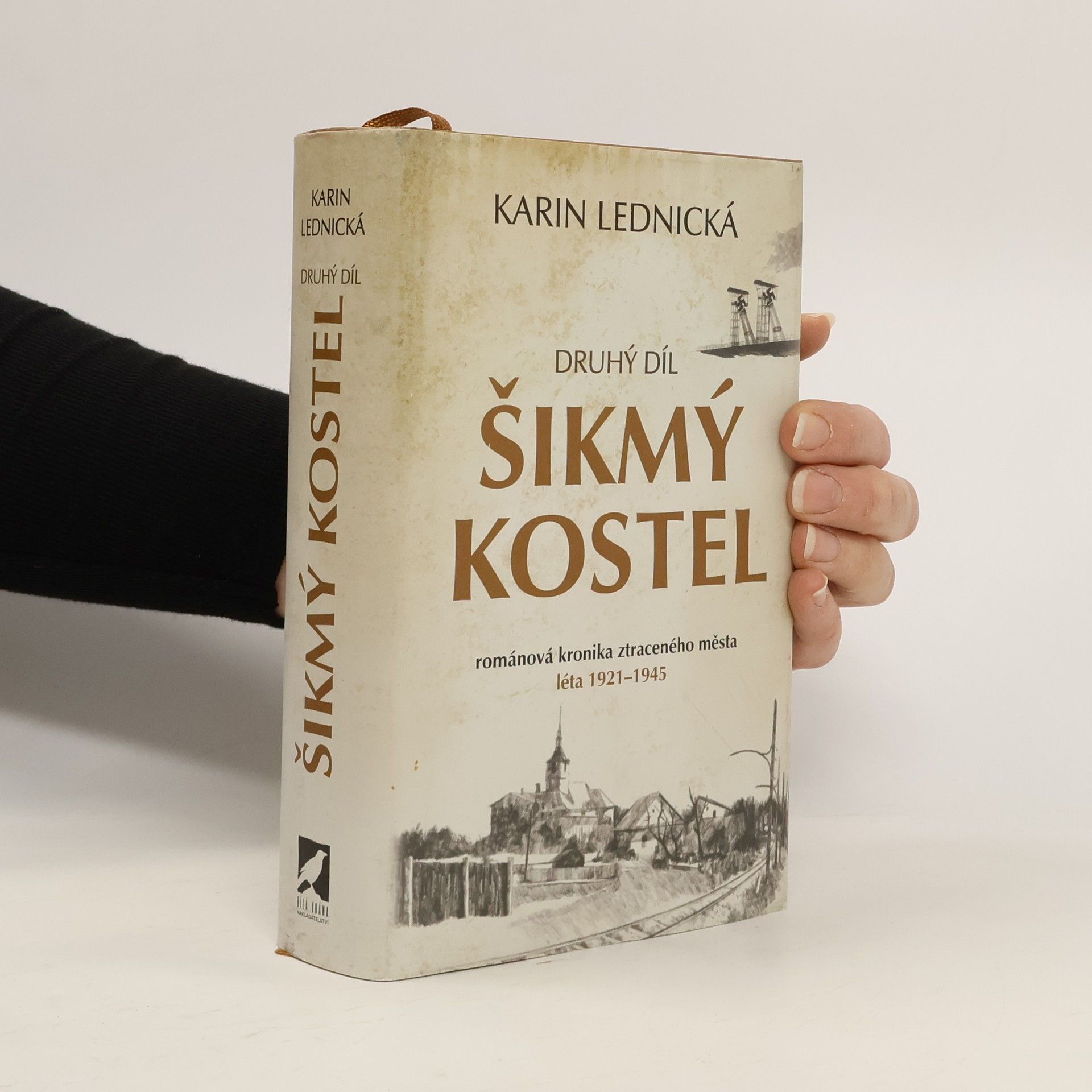 Karin Lednická Šikmý kostel 2