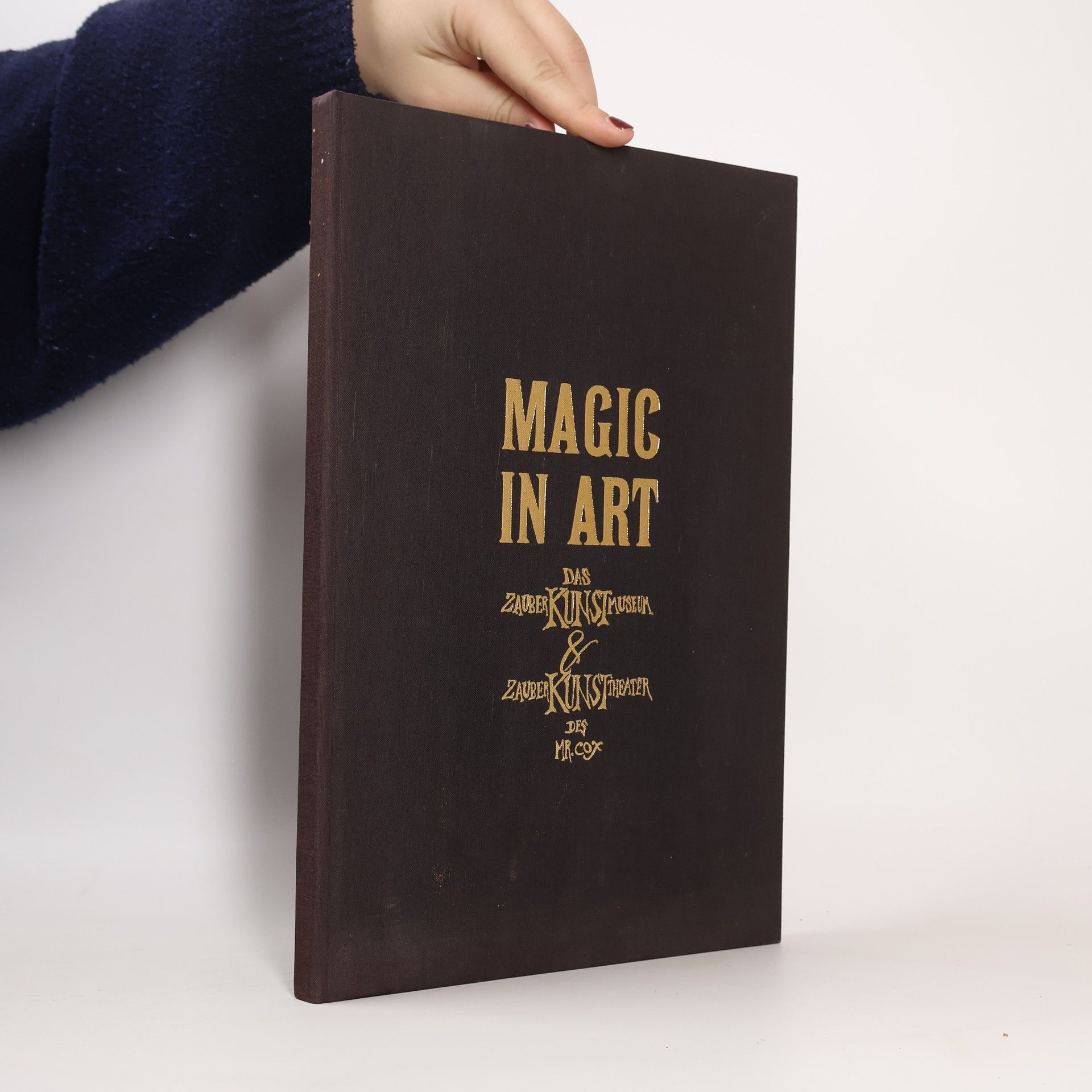 Auteurscollectief Magic in Art. Das Zauberkunstmuseum & Zauberkunsttheater des Mr. Cox