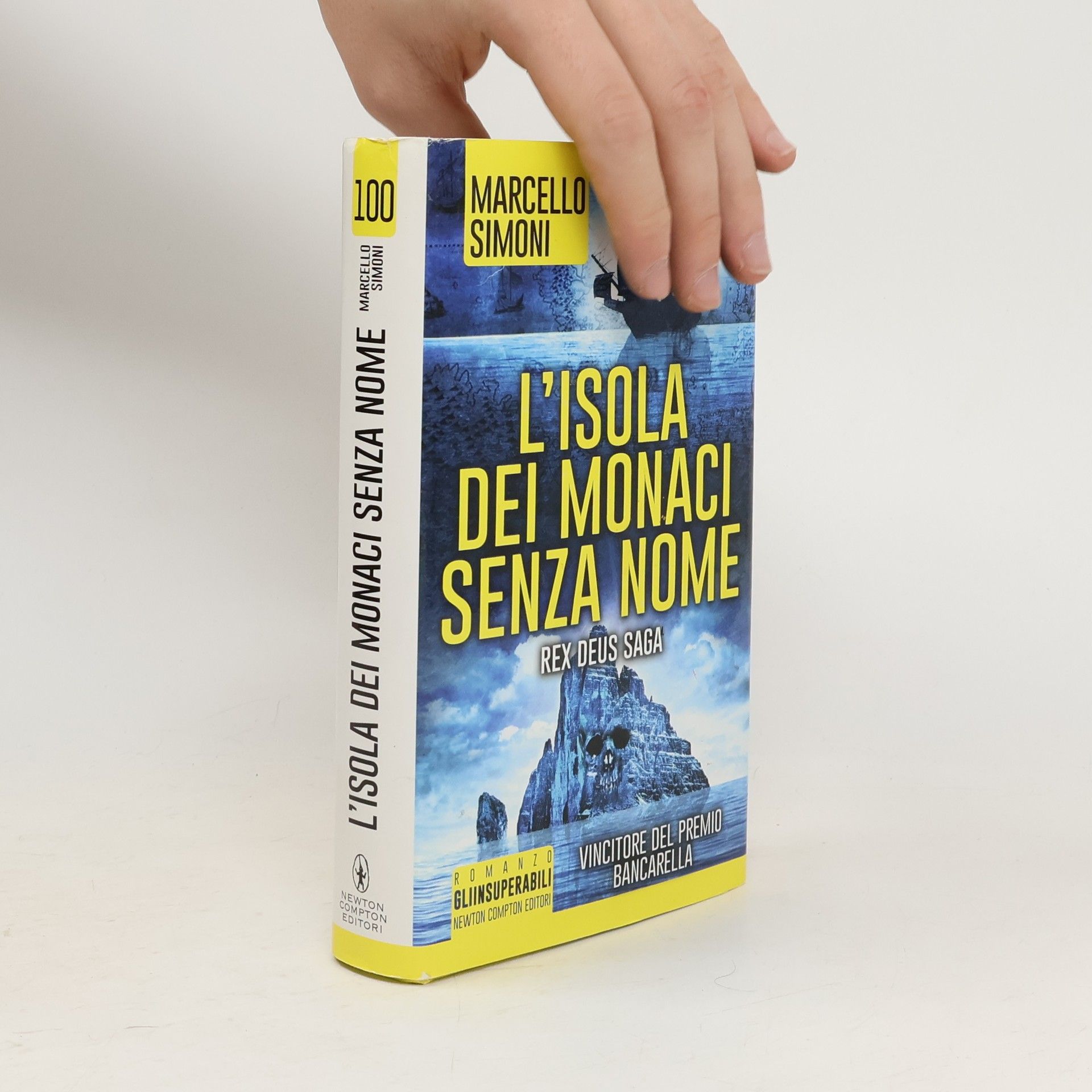Marcello Simoni L'isola dei monaci senza nome