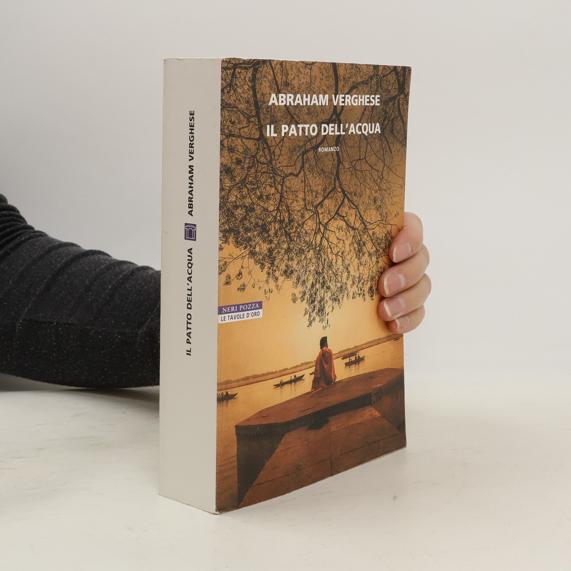 A. Abraham Verghese Il patto dell'acqua