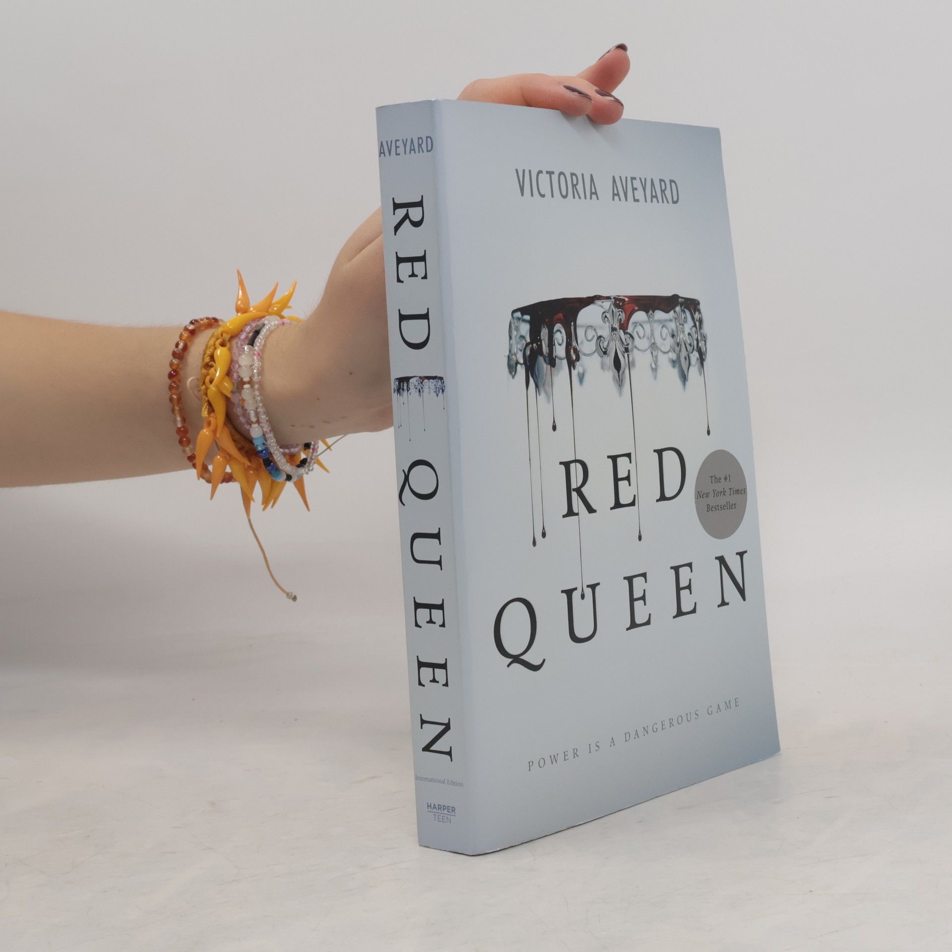 Victoria Aveyard Red Queen