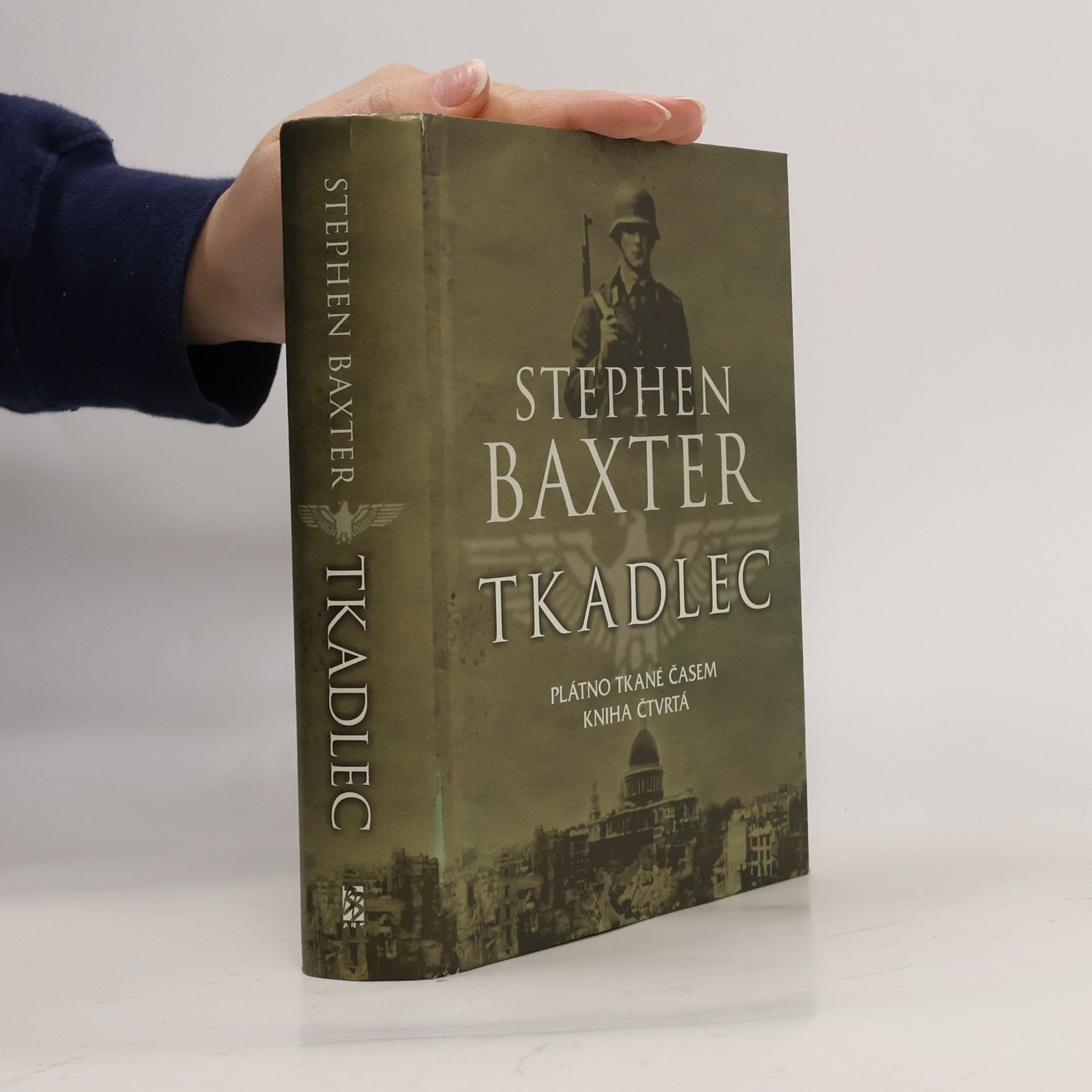 Stephen Baxter Tkadlec. Plátno tkané časem 4