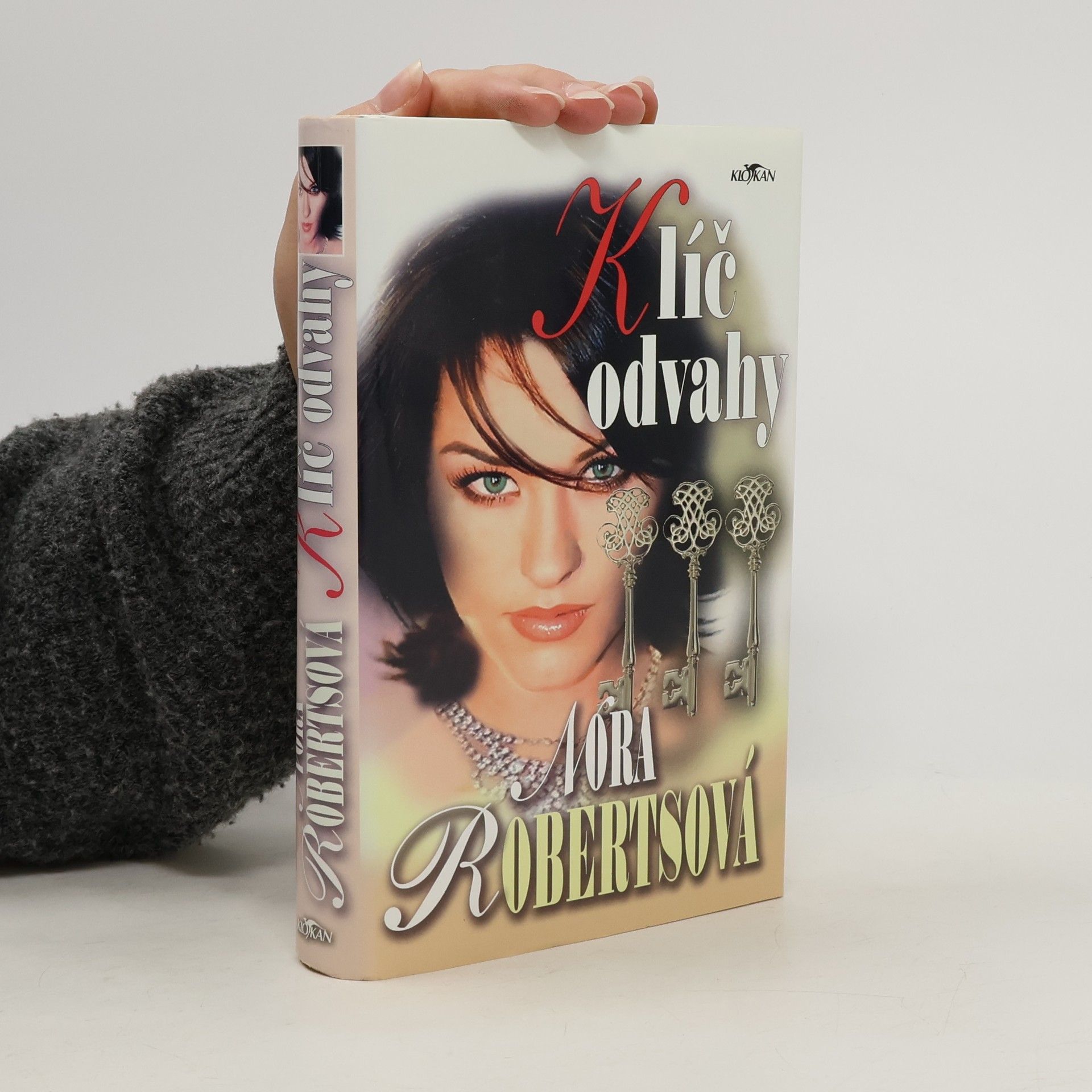 Nora Roberts Klíč odvahy