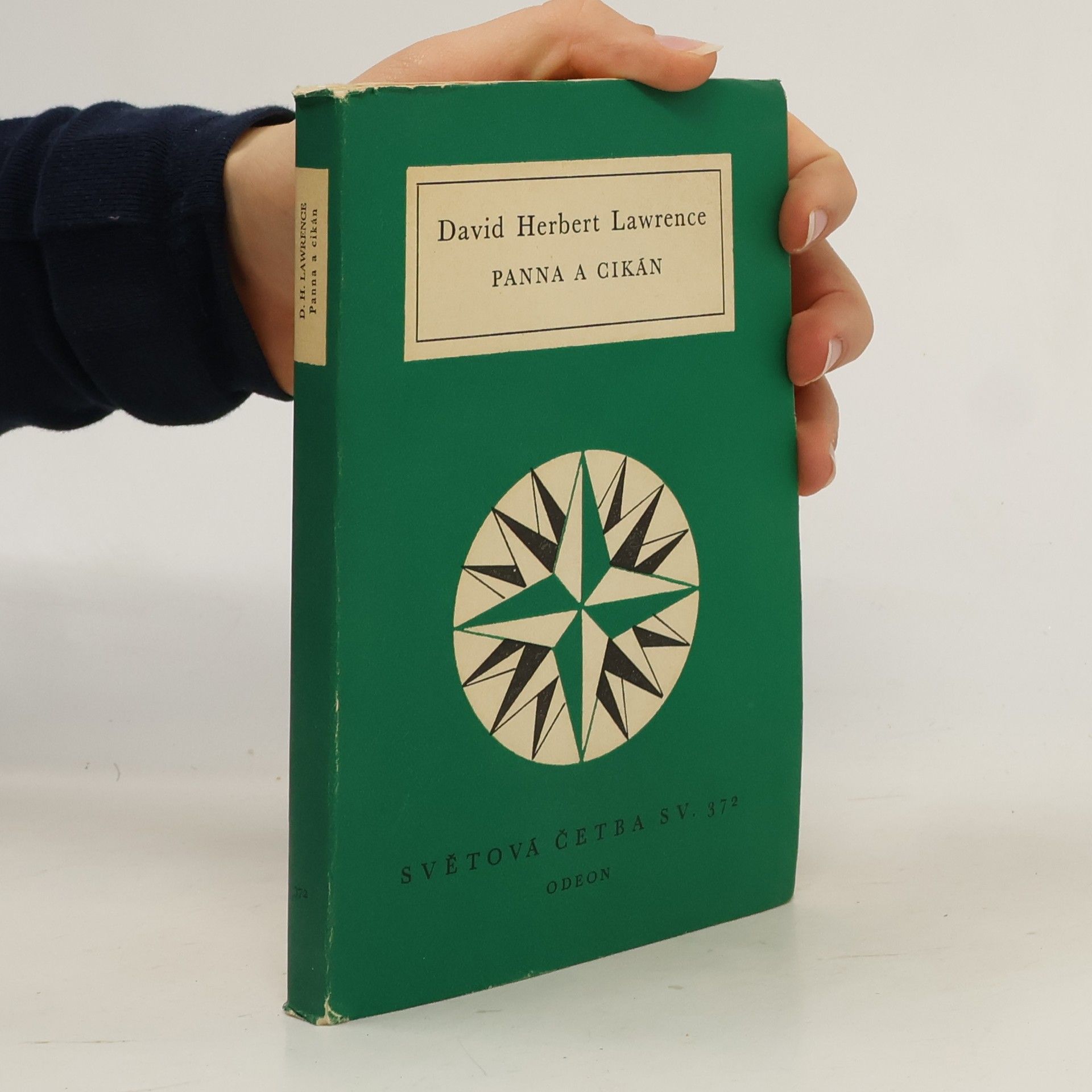 D. H. Lawrence Panna a cikán a jiné povídky