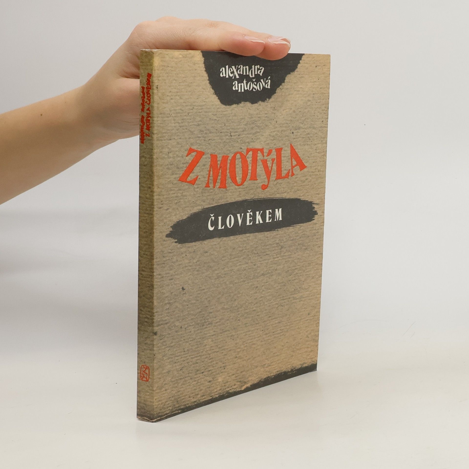 Z motýla člověkem