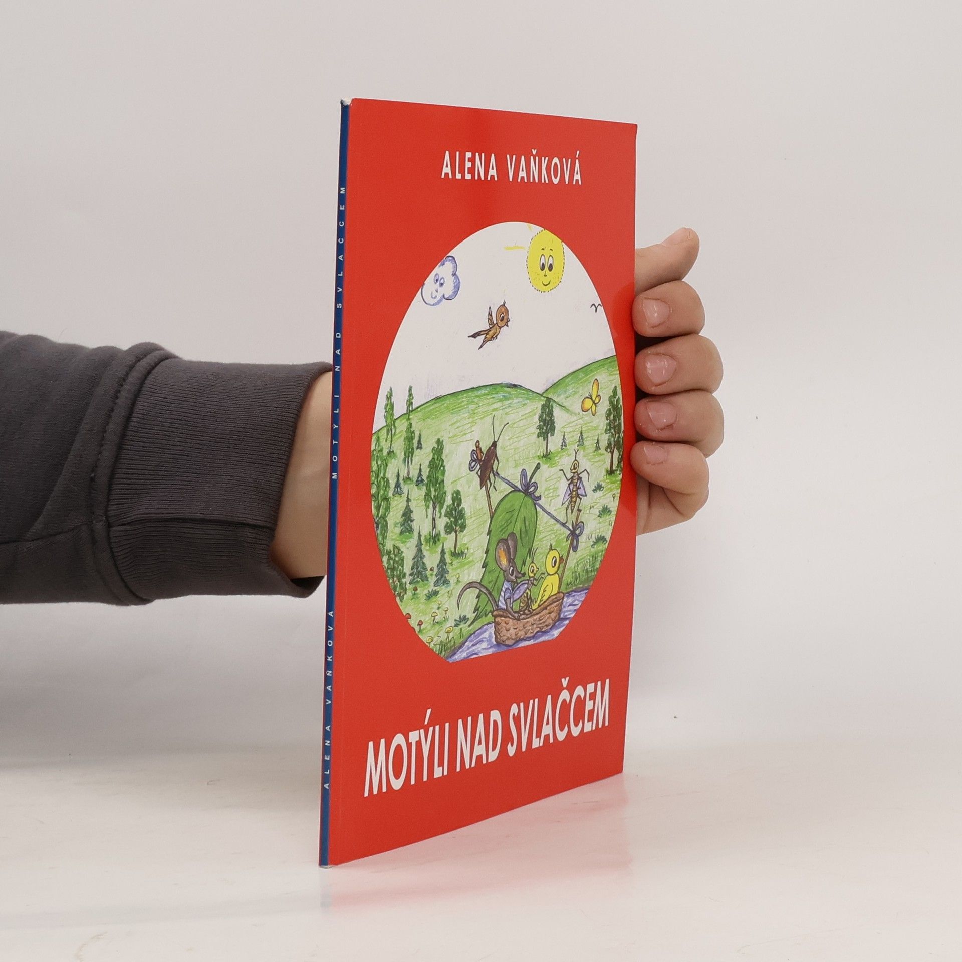 Motýli nad svlačcem