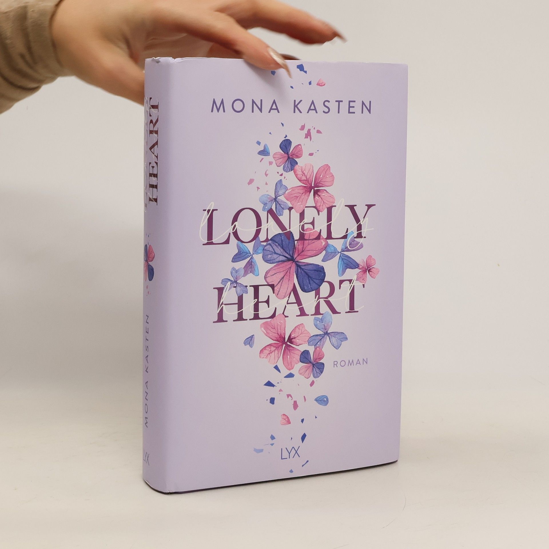 Mona Kasten Lonely heart