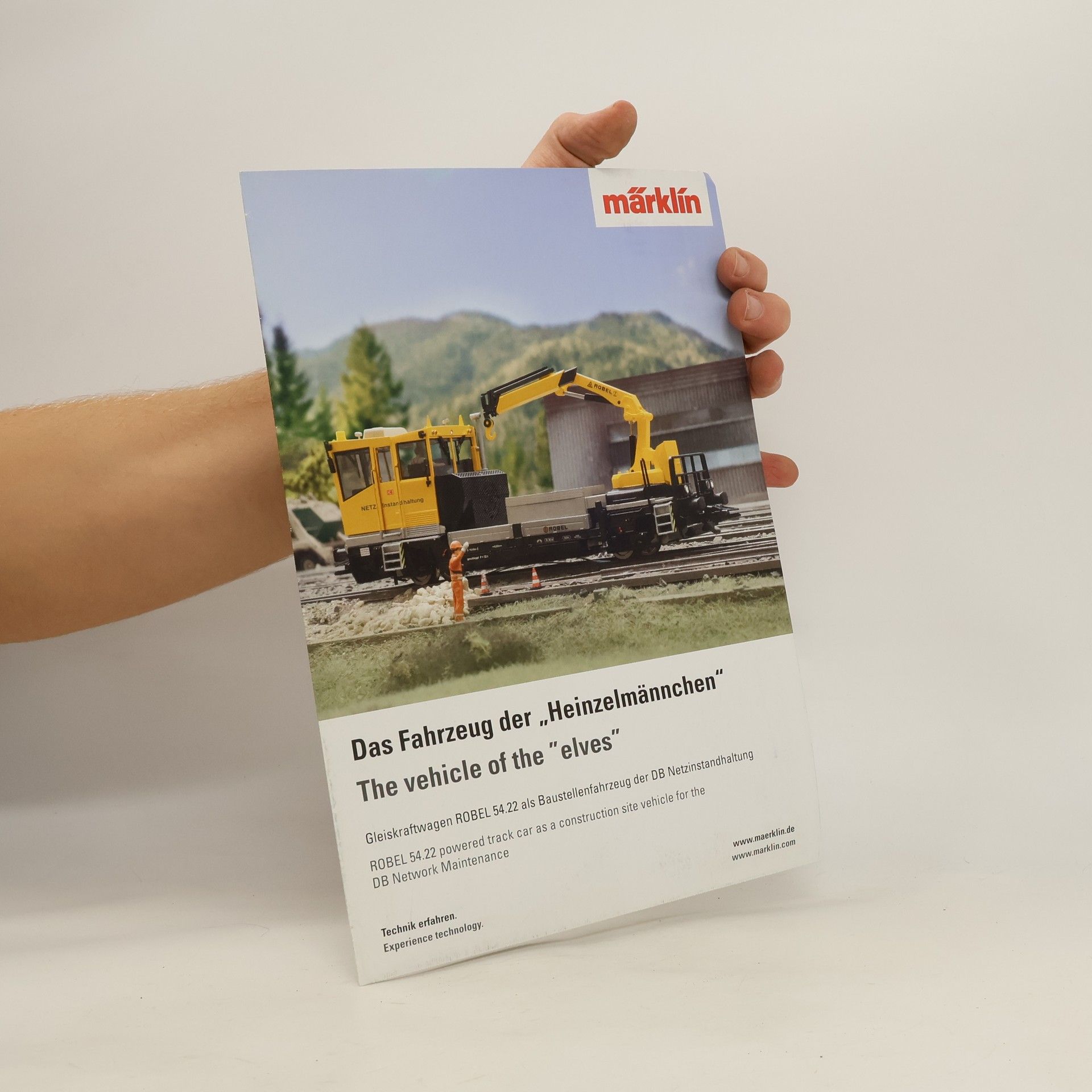 Collectif d'auteurs Das Fahrzeug der „Heinzelmännchen“. The Vehicle of the „Elves“