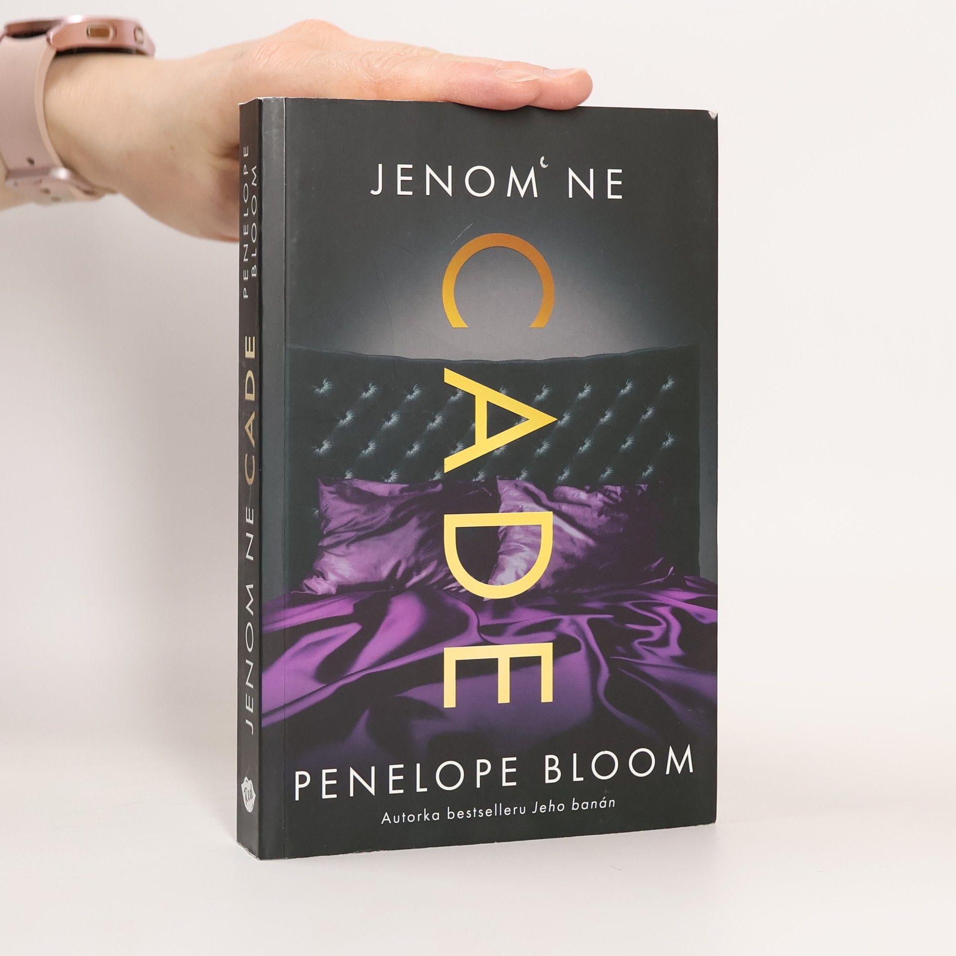 Penelope Bloom Jenom ne Cade