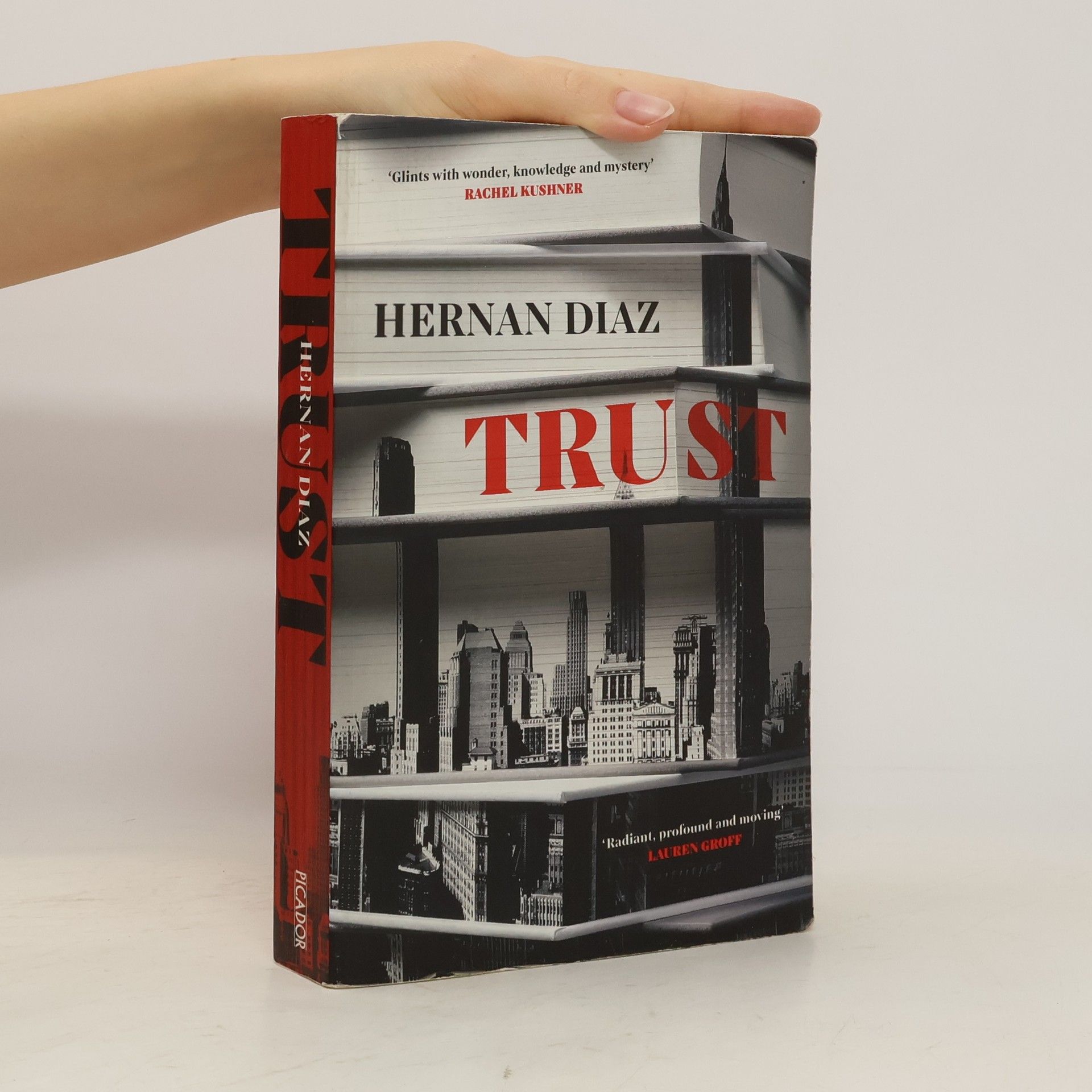 Hernán Díaz Trust