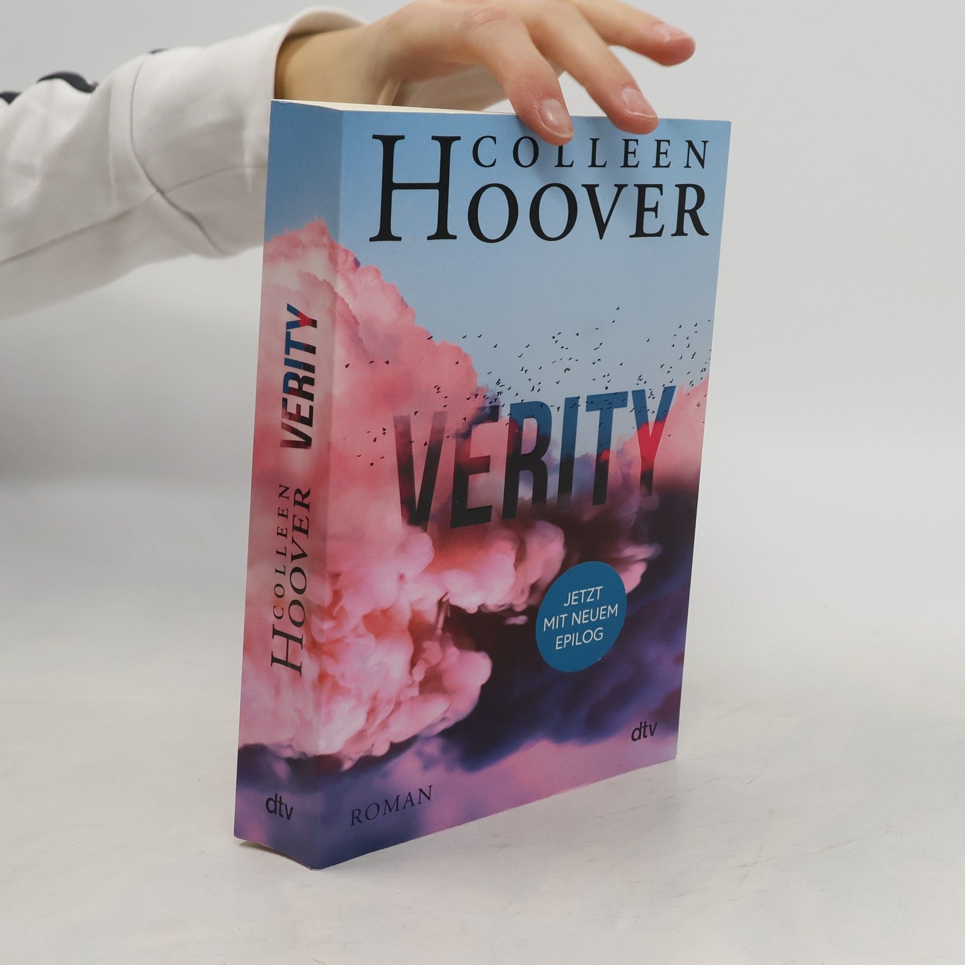 Colleen Hoover Verity