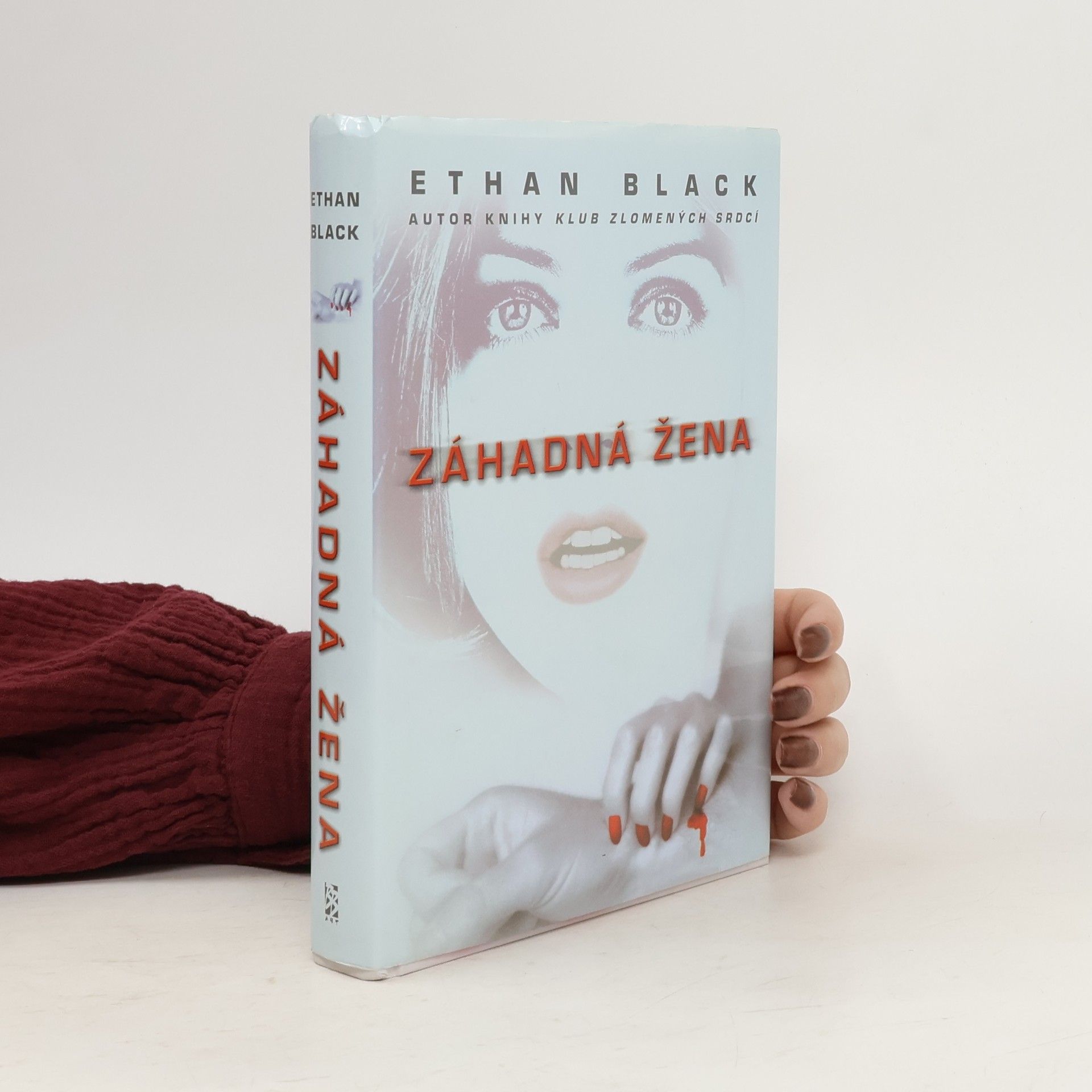 Ethan Black Záhadná žena