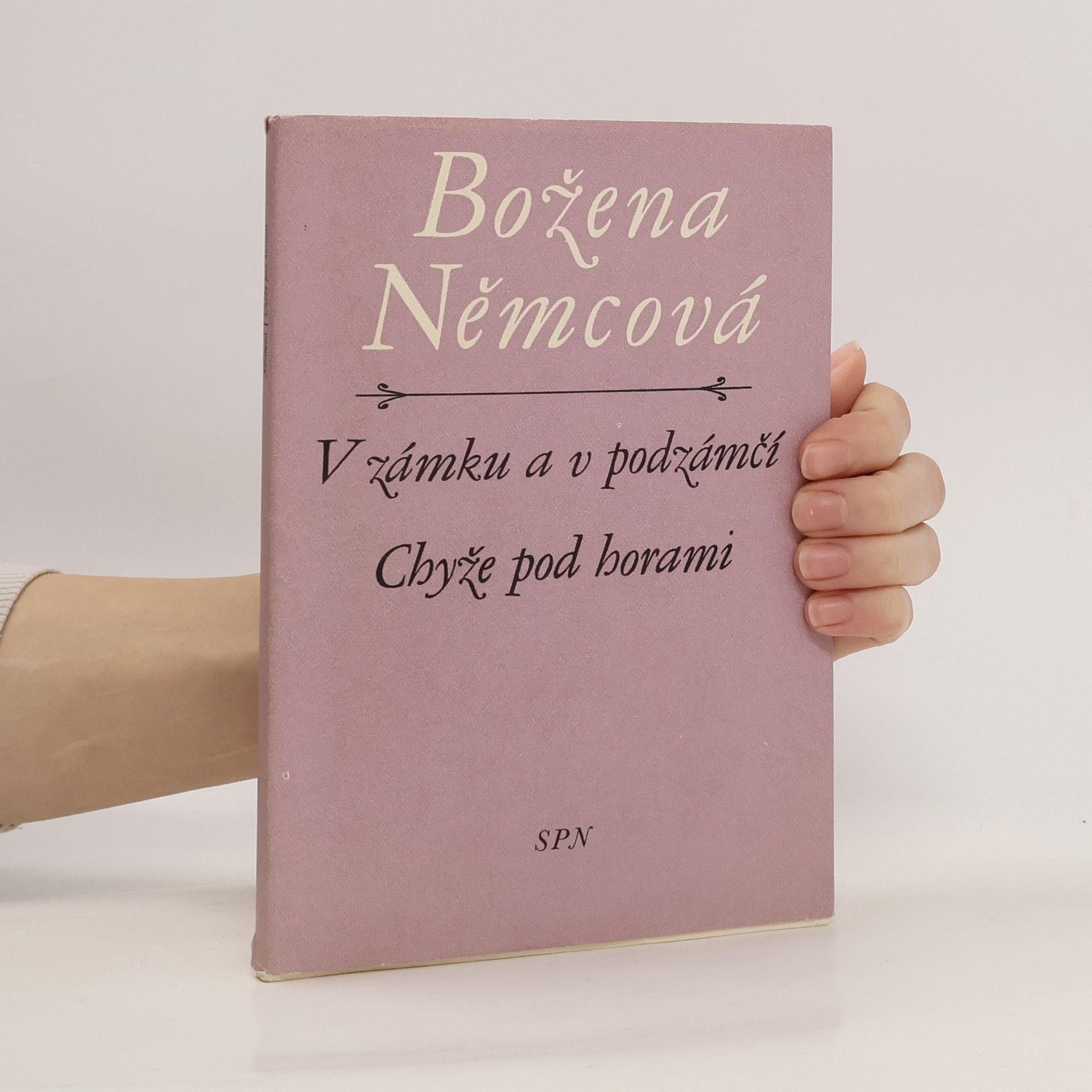 Božena Němcová V zámku a v podzámčí. Chyže pod horami