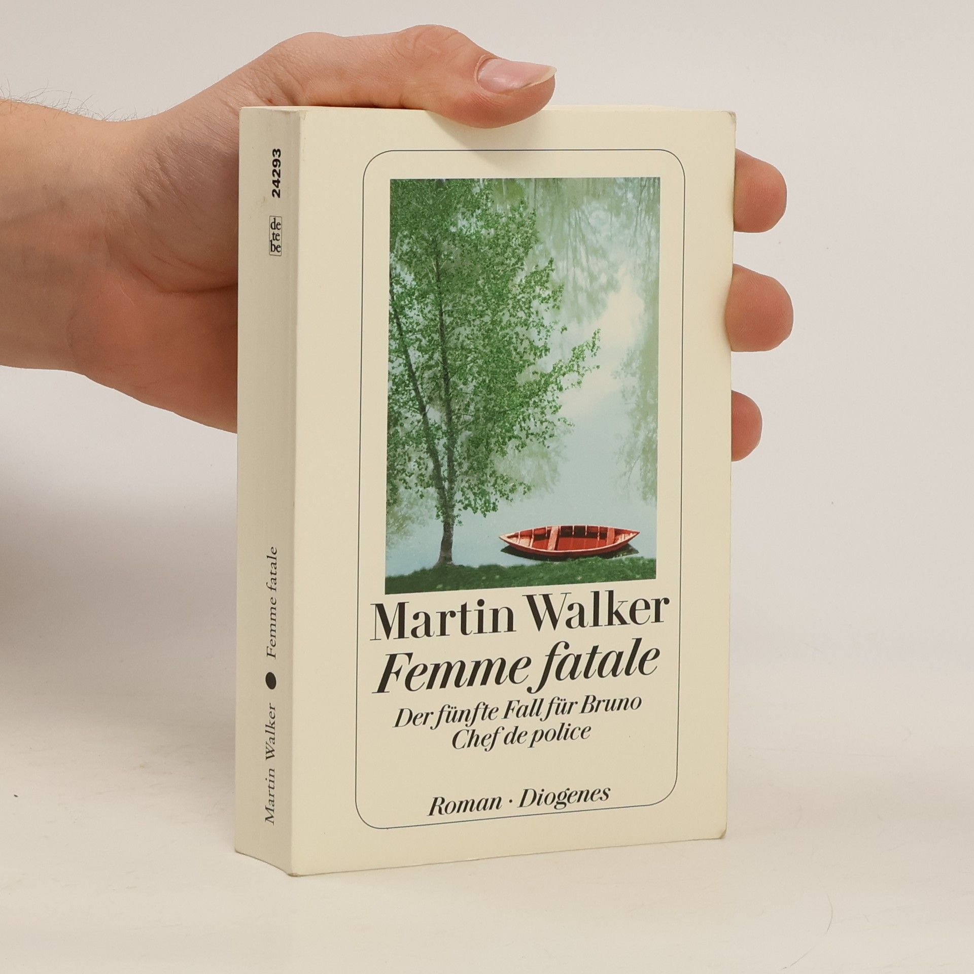 Martin Walker Femme fatale