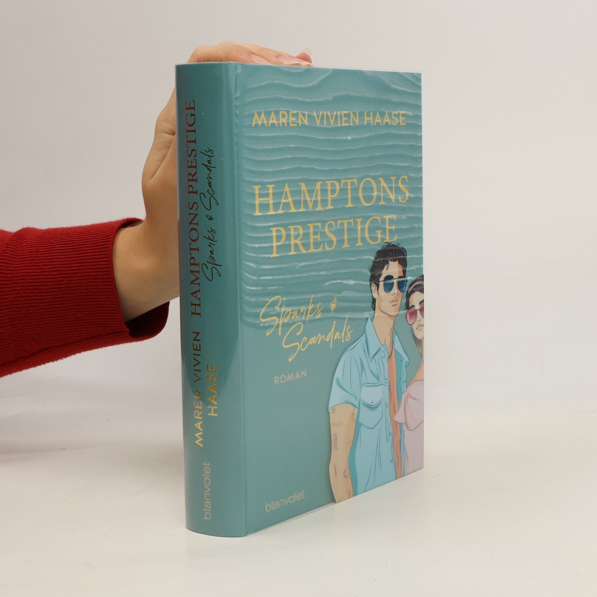 Hamptons Prestige - Sparks & Scandals