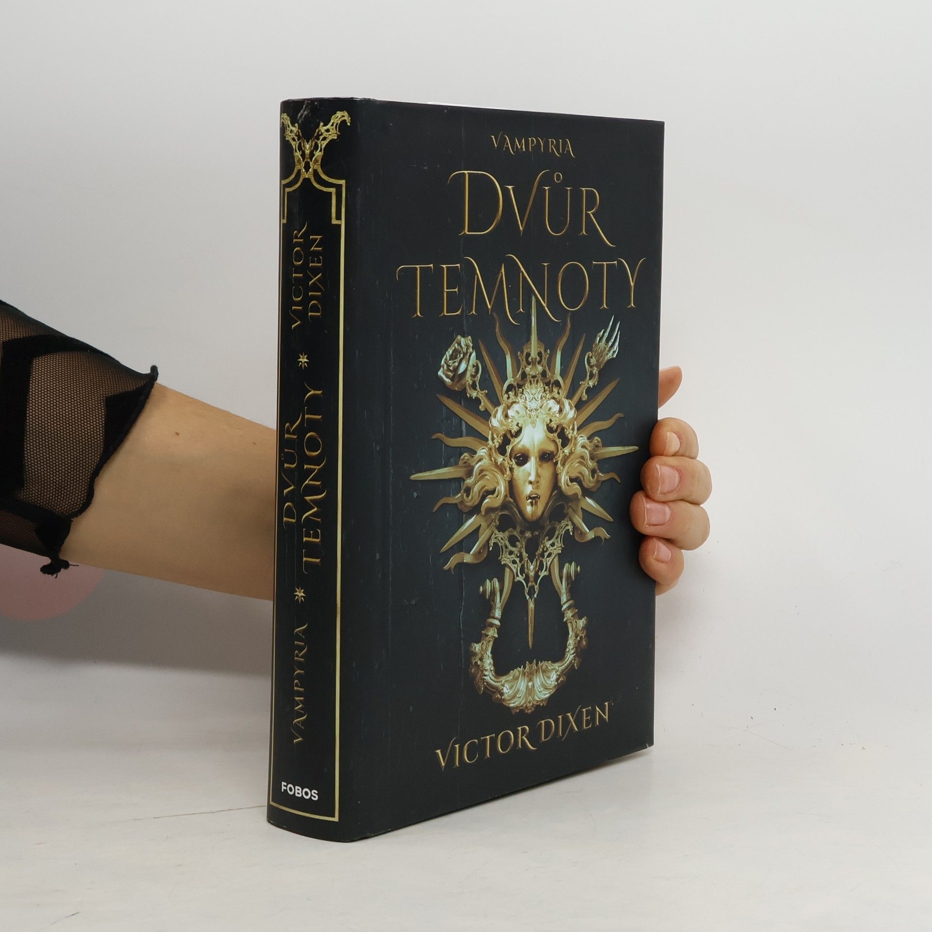 Victor Dixen Vampyria. Dvůr temnoty