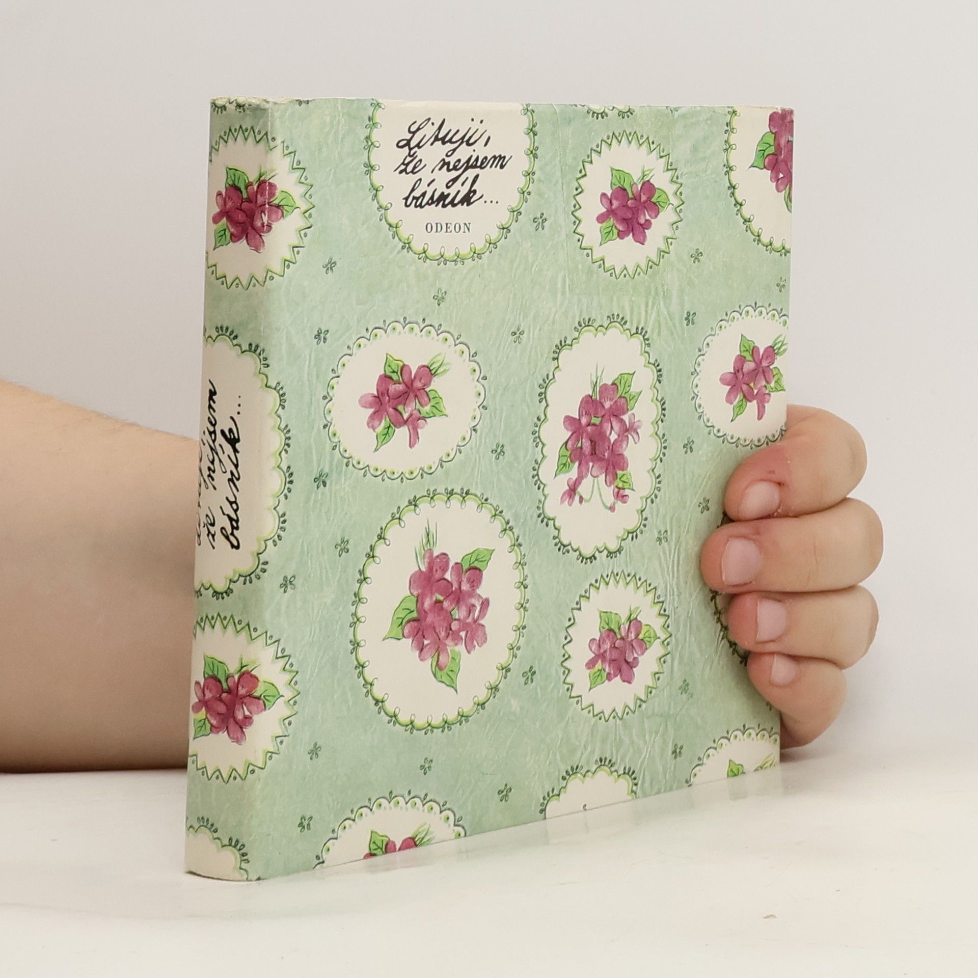 Lituji, že nejsem básník...