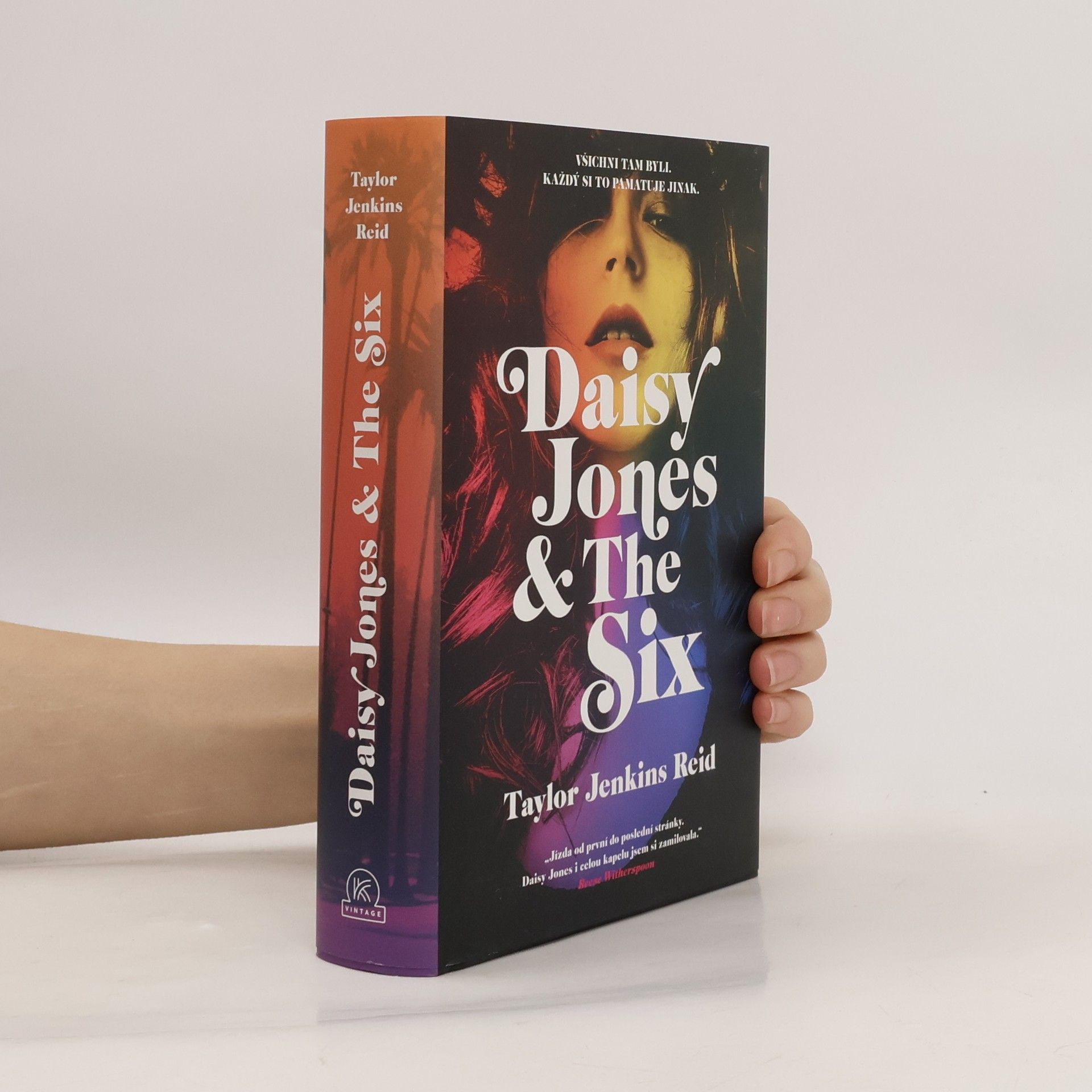 Taylor Jenkins Reid Daisy Jones & The Six