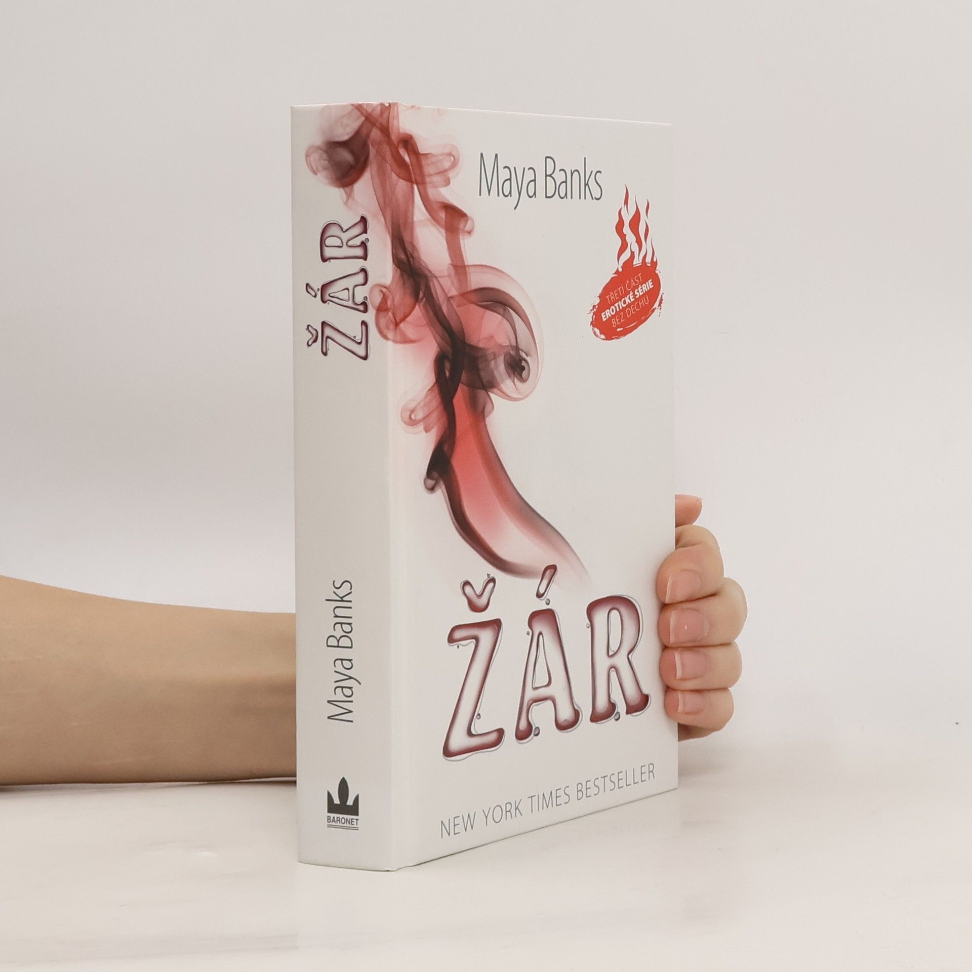 Maya Banks Žár