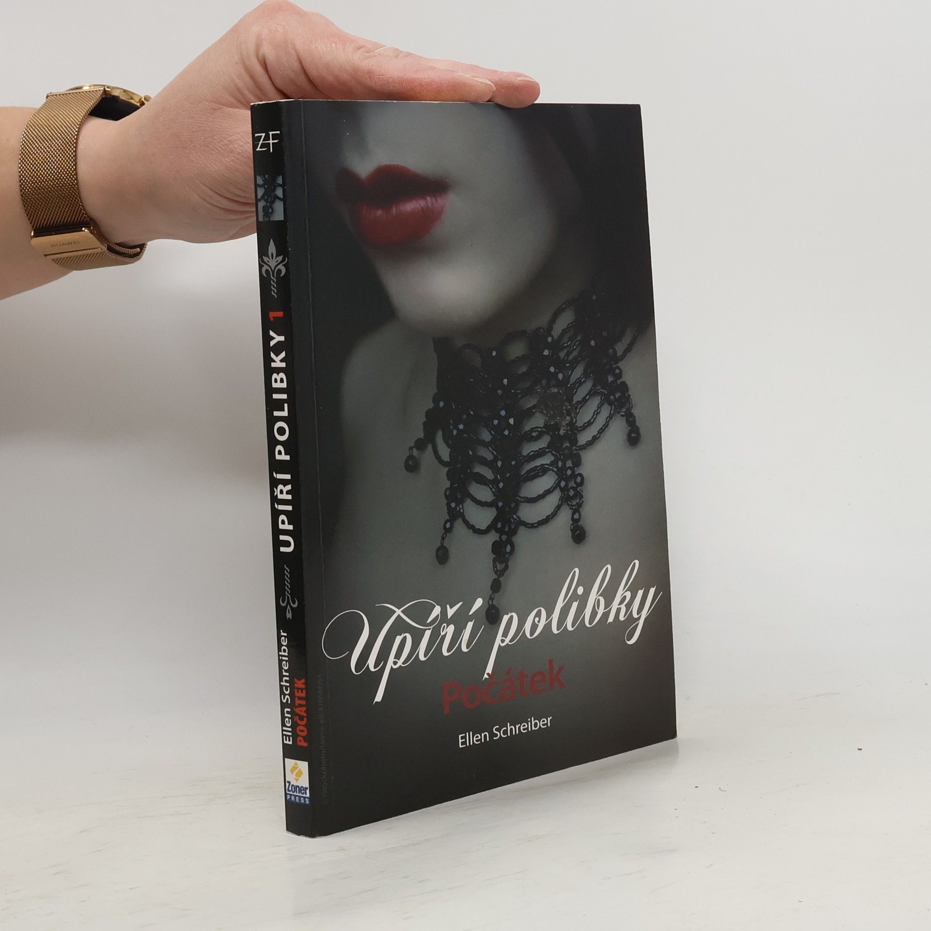 Upíří polibky. Počátek