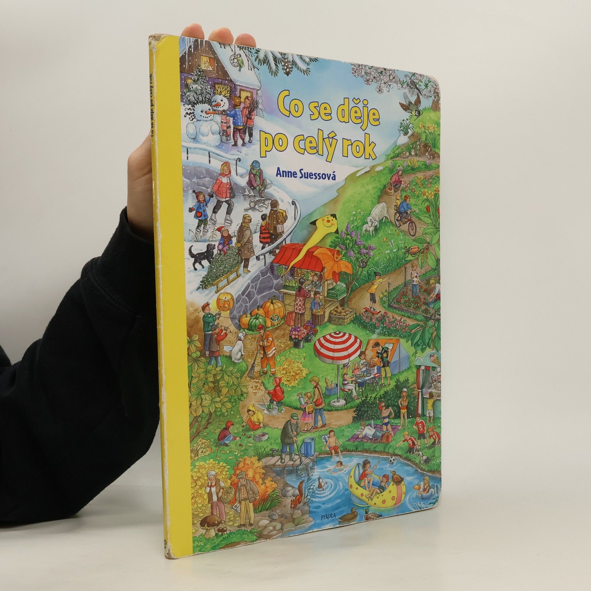 Anne Suess Co se děje po celý rok