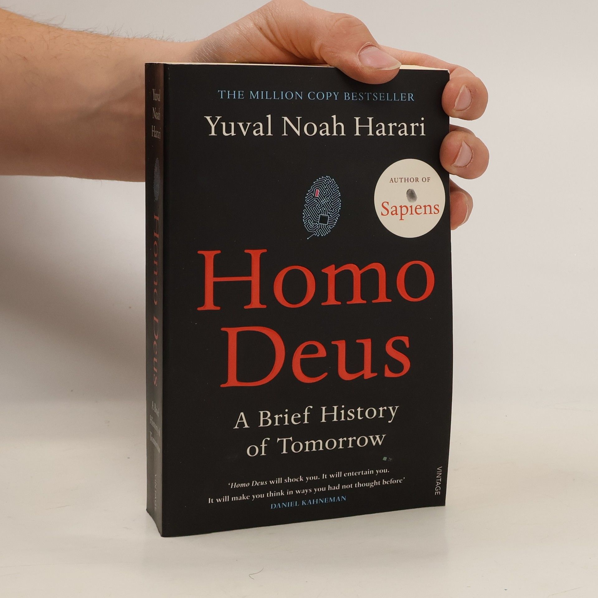 Yuval Noah Harari Homo Deus. A Brief History of Tomorrow