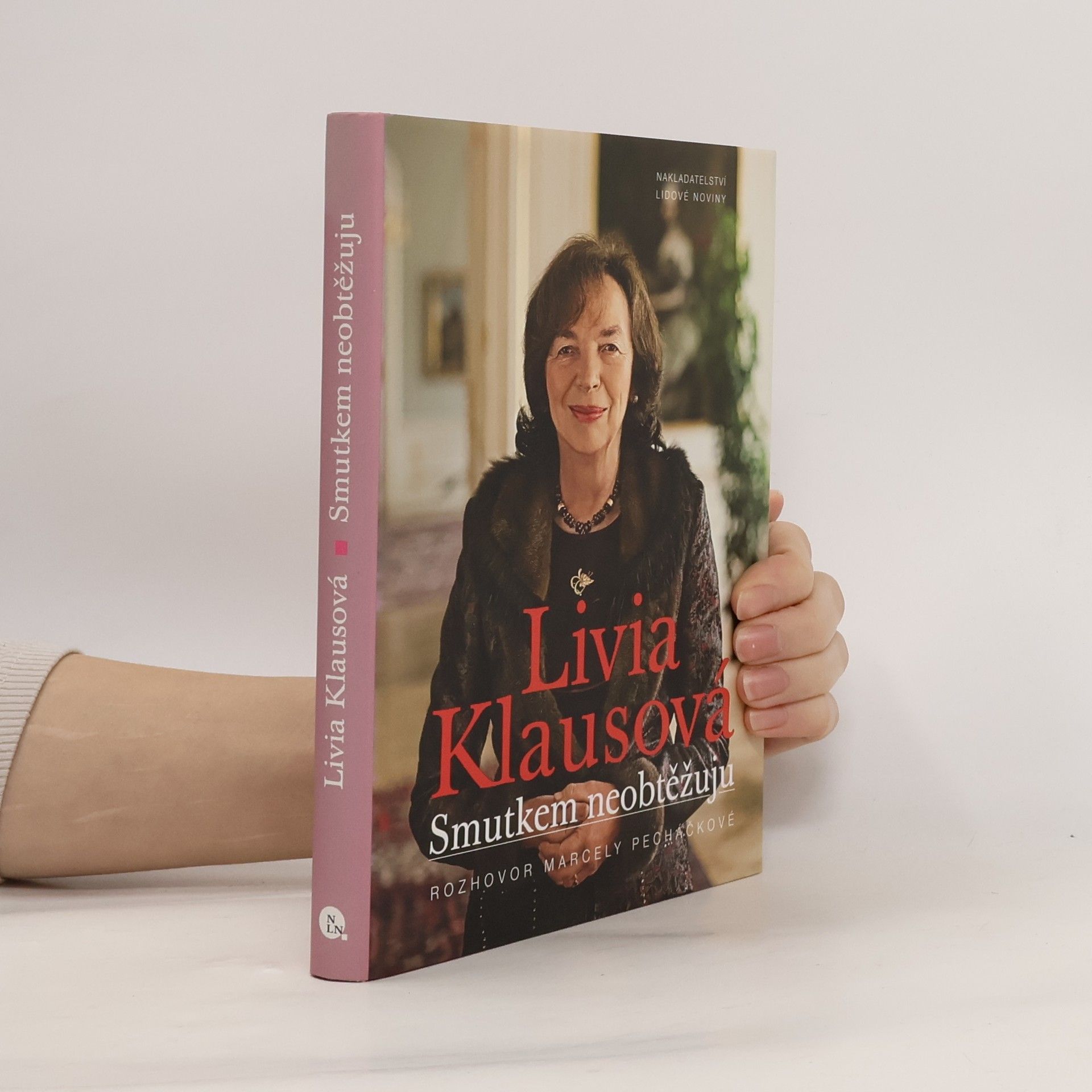 Marcela Pecháčková Smutkem neobtěžuju. Rozhovor Marcely Pecháčkové