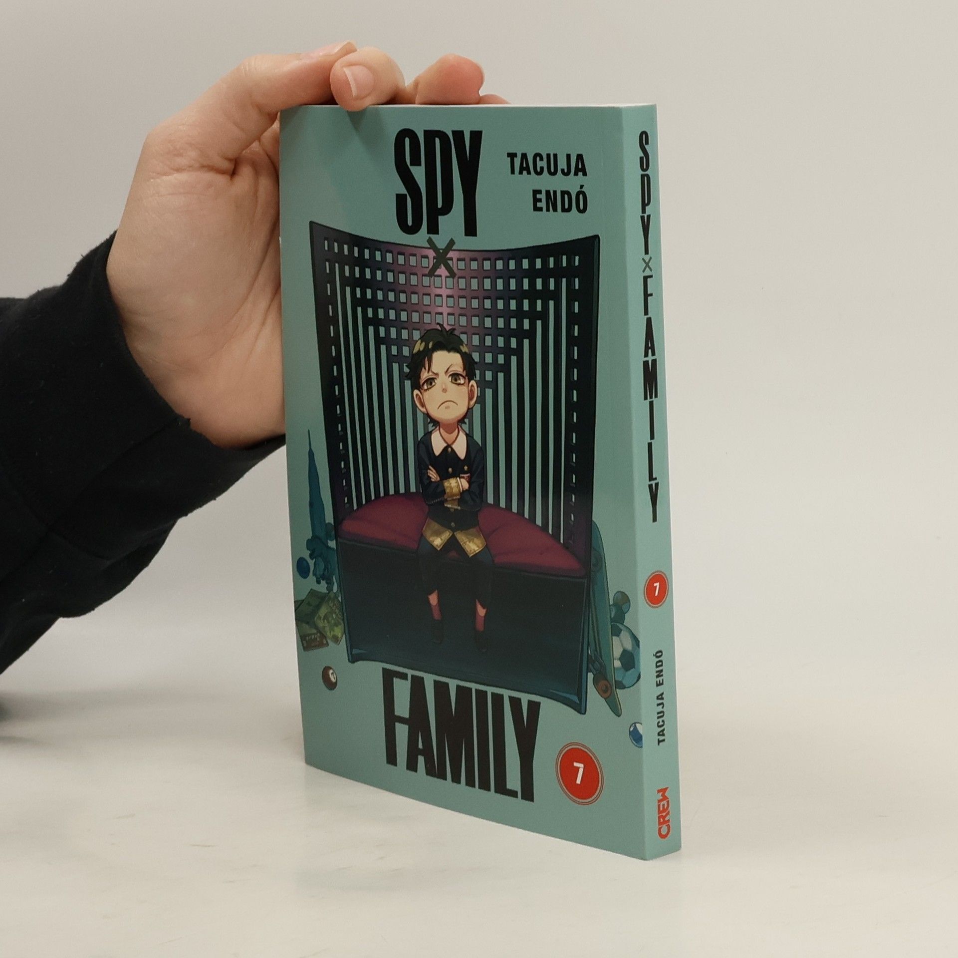 Tacuja Endó Spy x family: 7