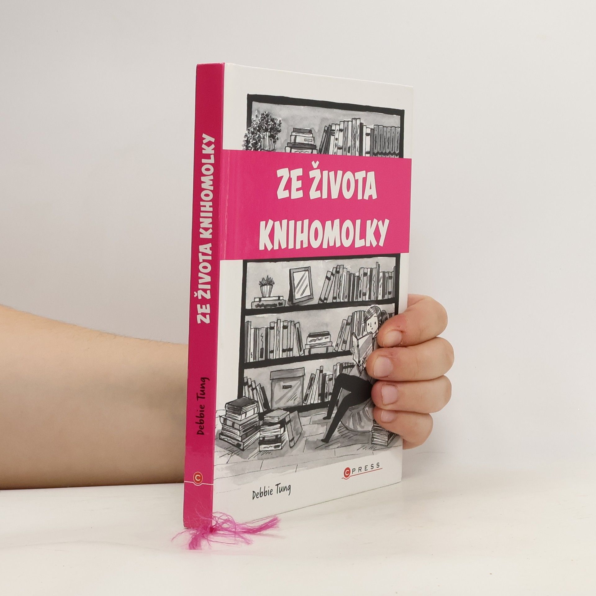 Debbie Tung Ze života knihomolky