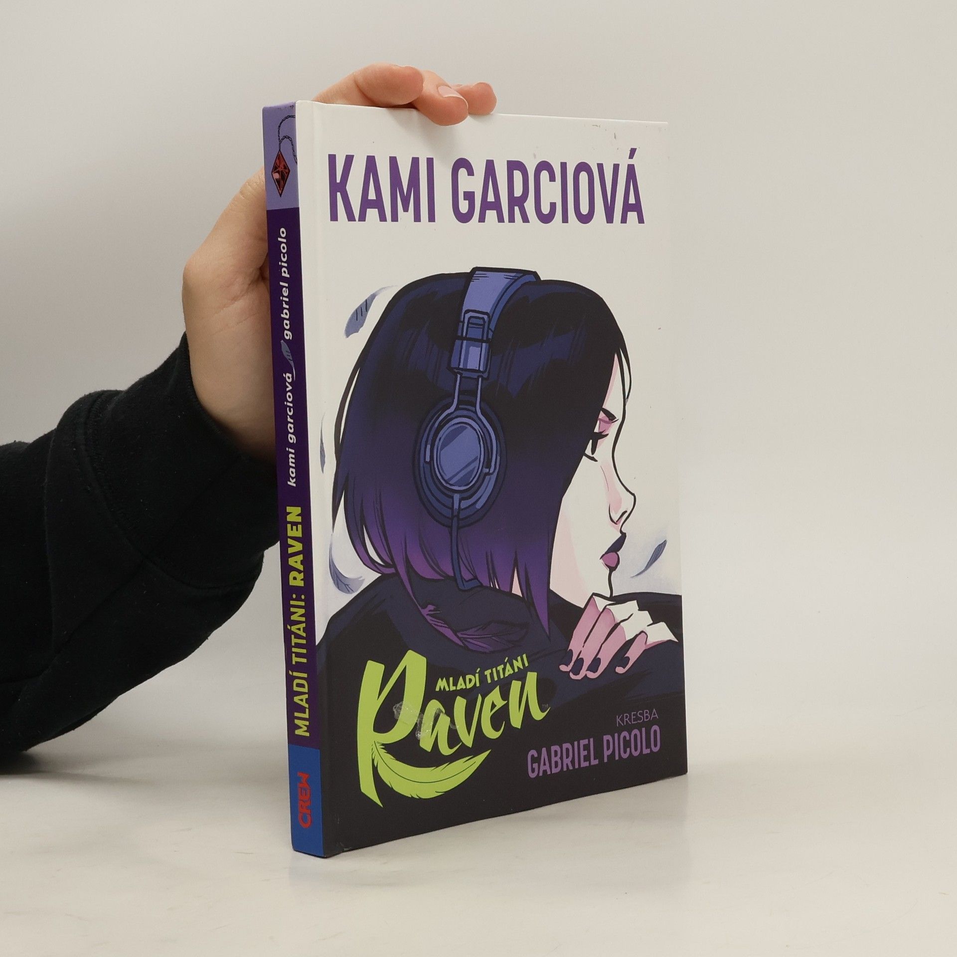 Kami Garcia Raven : mladí titáni