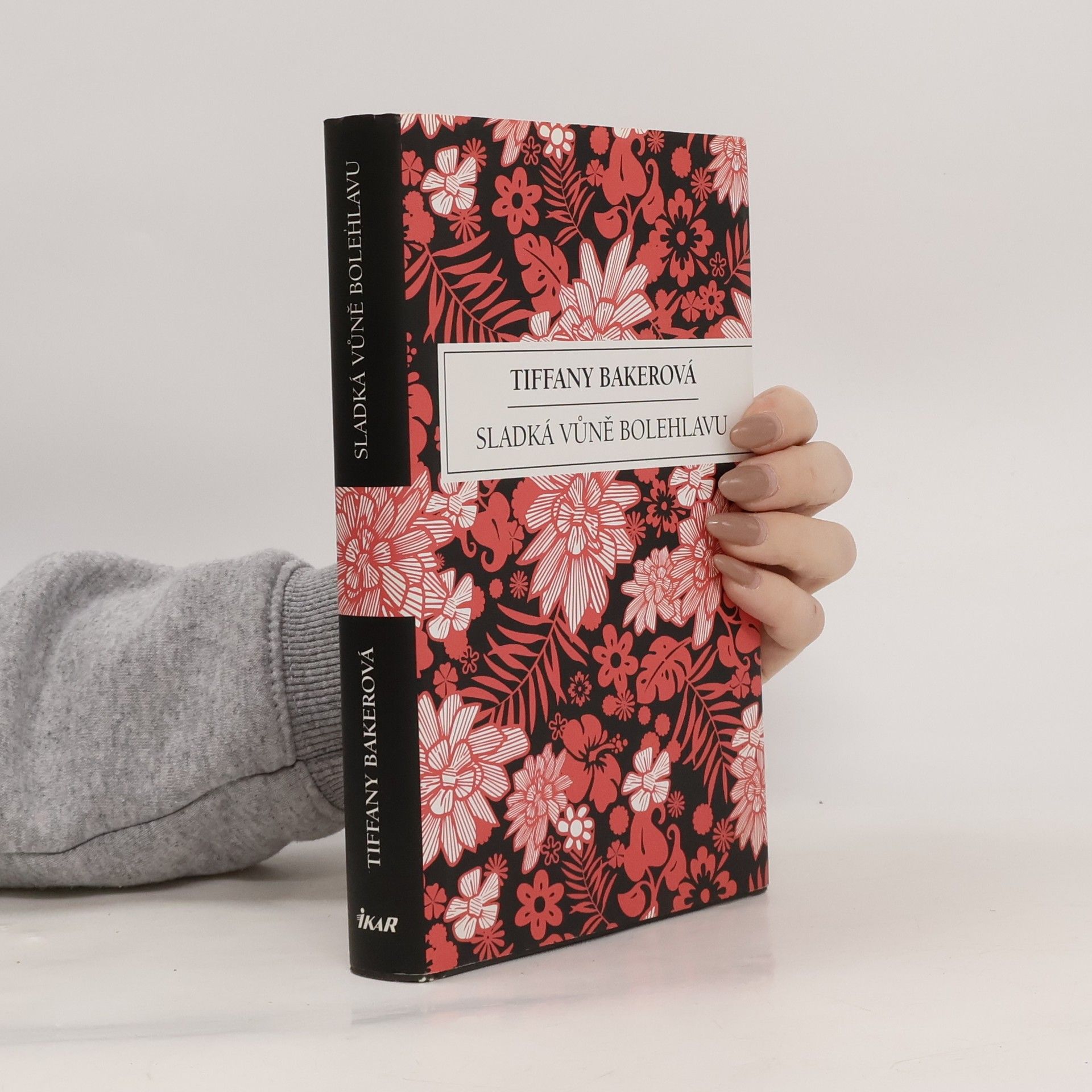 Tiffany Baker Sladká vůně bolehlavu