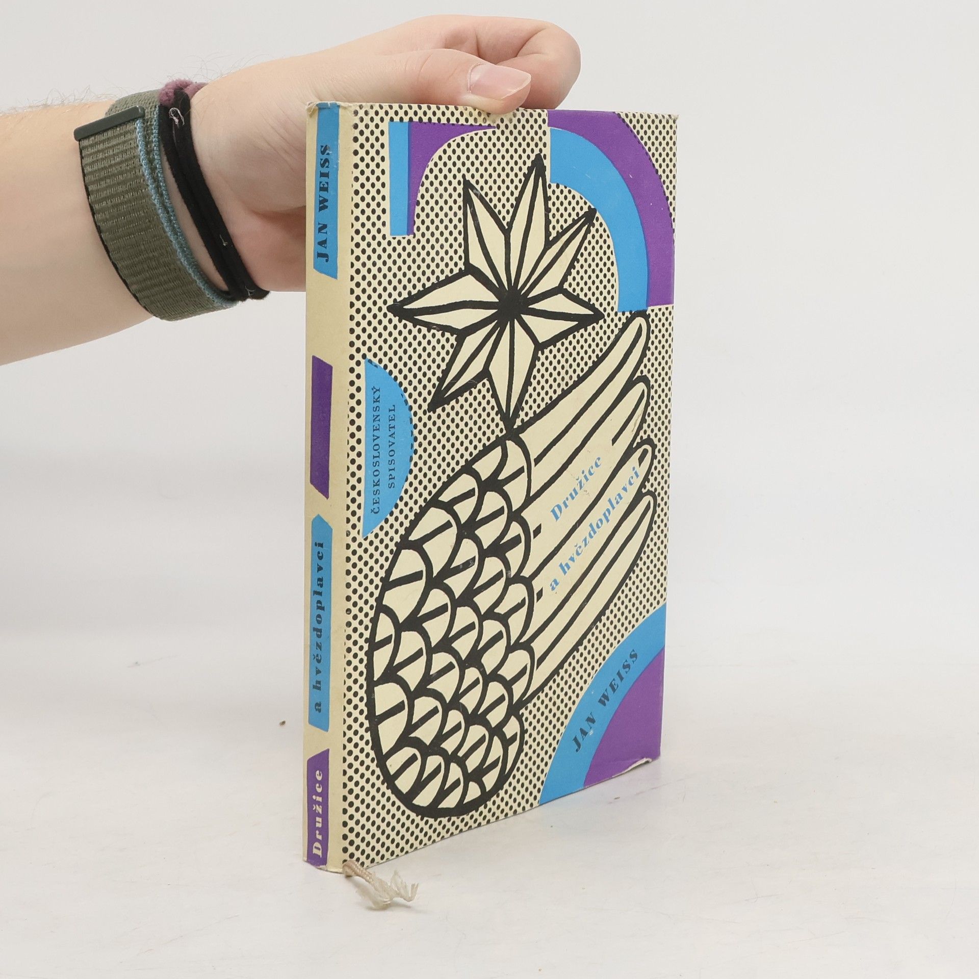 Jan Weiss Družice a hvězdoplavci. Fantastické povídky z let 1957-1960