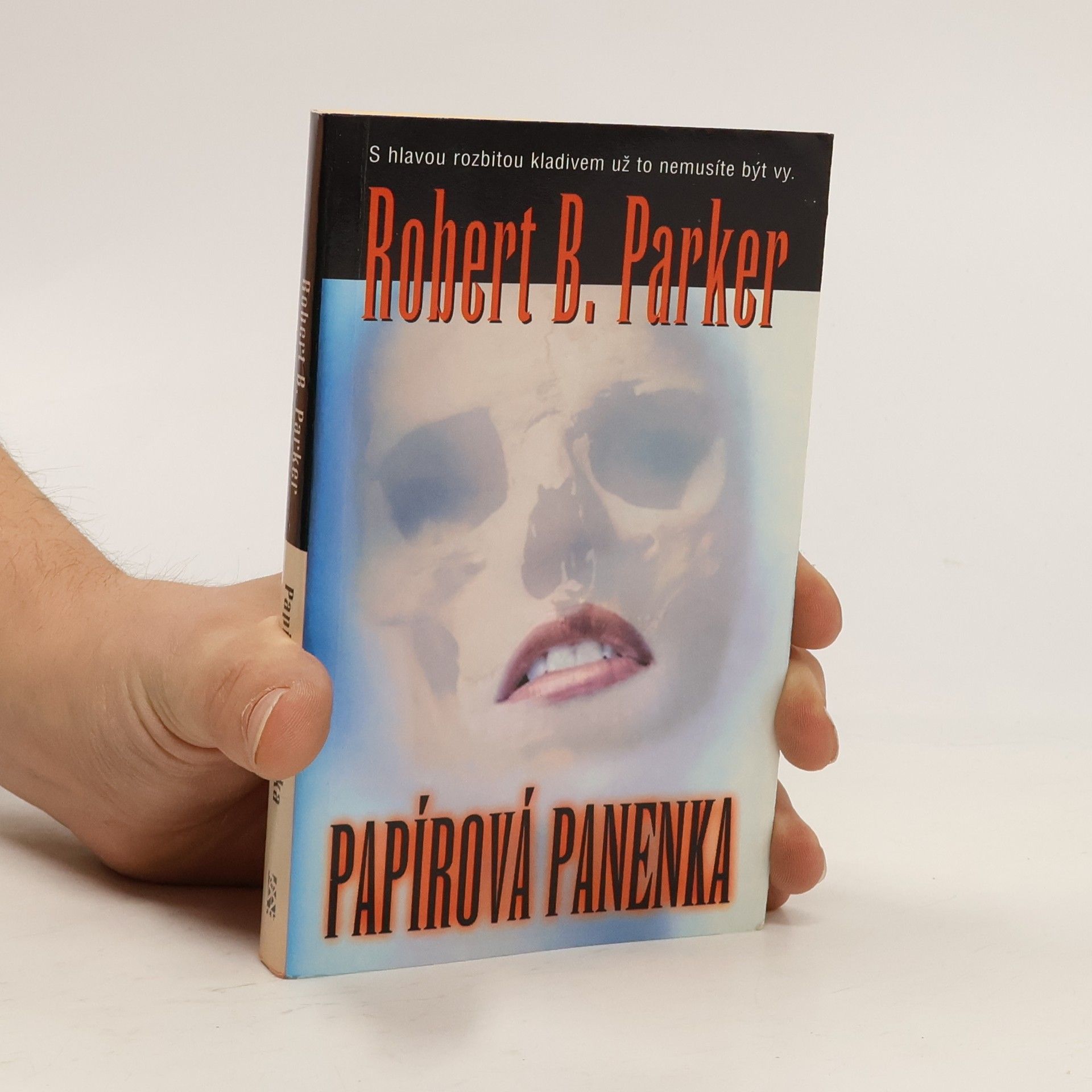 Robert B. Parker Papírová panenka
