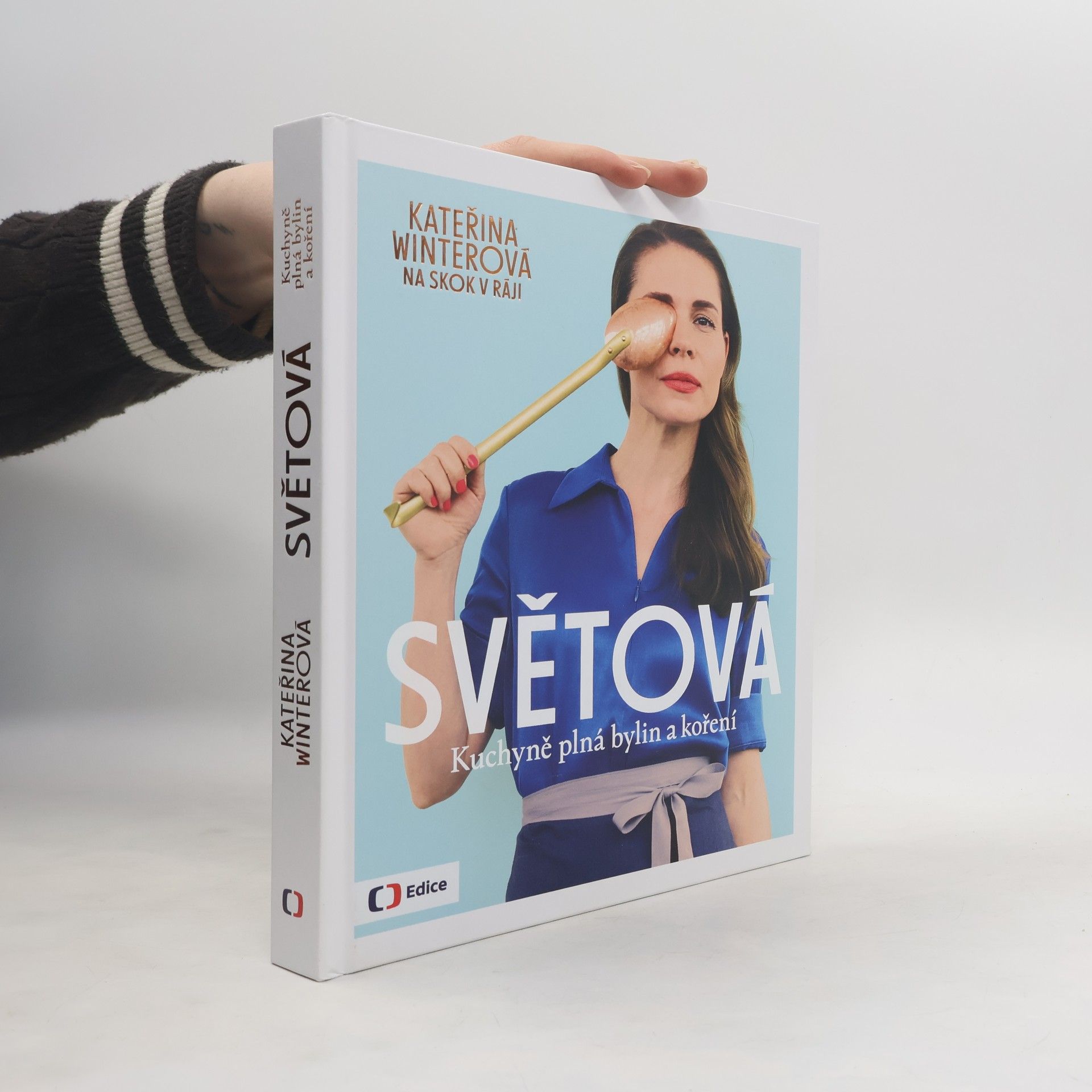 Kateřina Winterová Světová : kuchyně plná bylin a koření